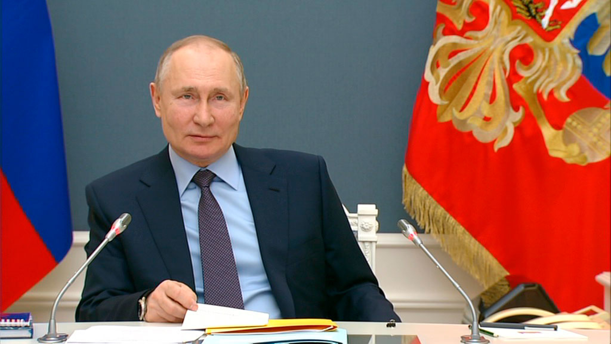 Путин сделал вторую прививку от коронавируса