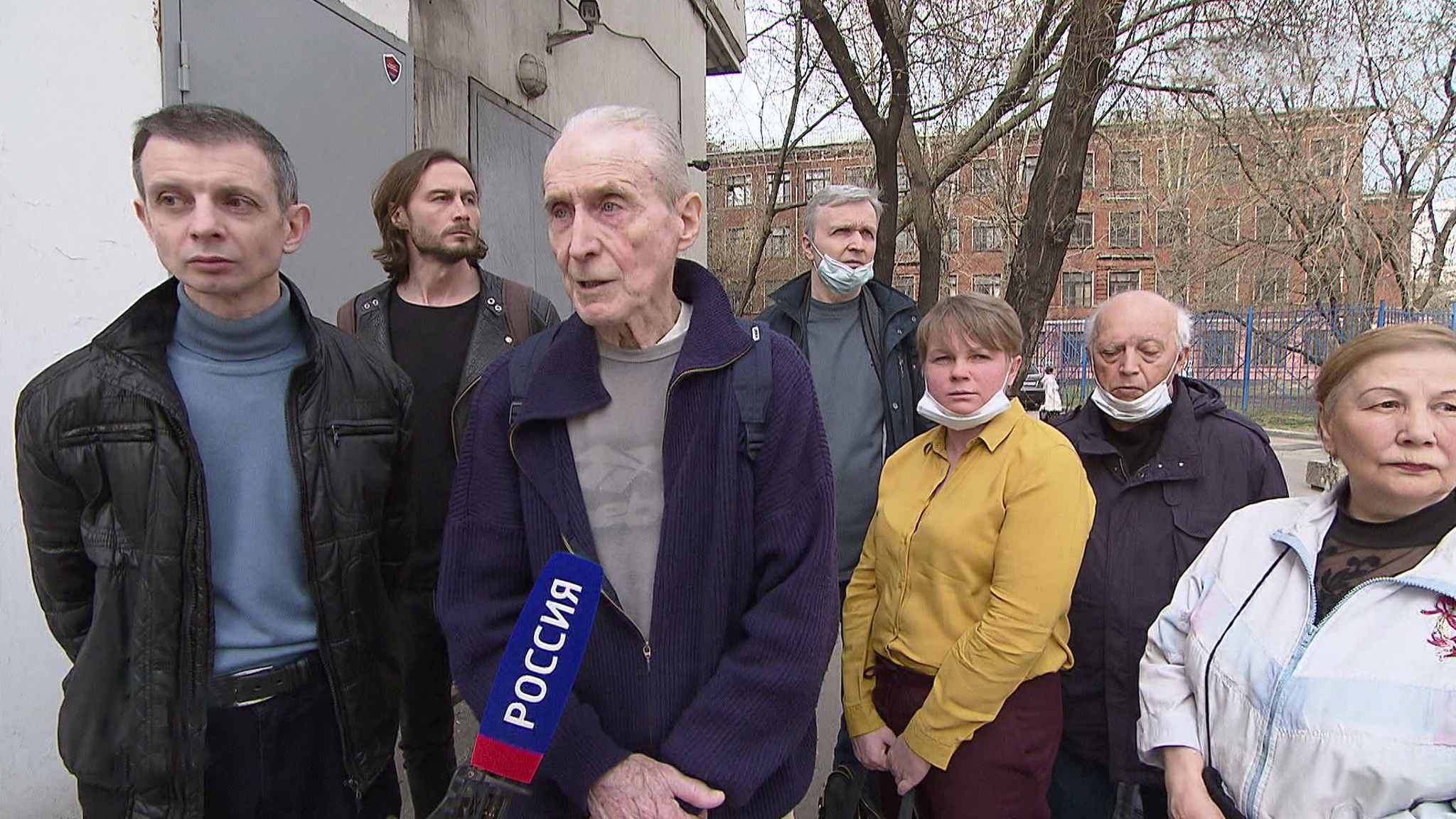 Москвичи пытаются вернуть деньги, которые заплатили юристам-мошенникам