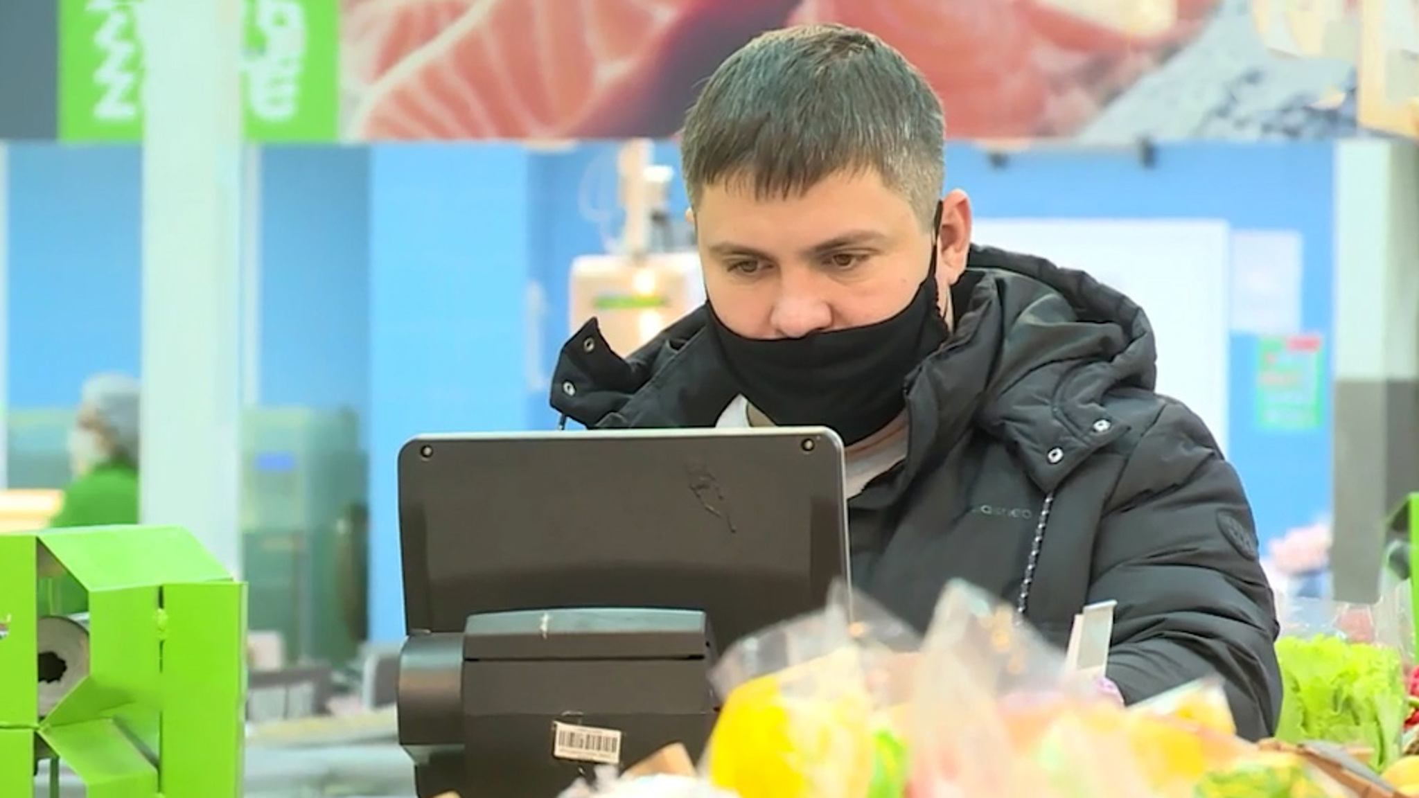 Дерматологи рассказали о последствиях неправильного ношения масок