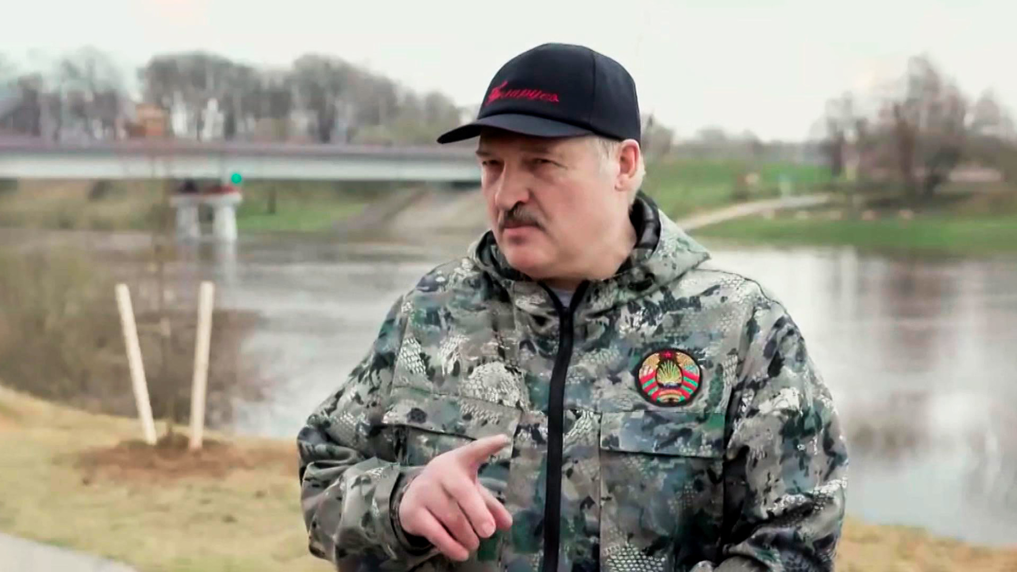 Лукашенко: белорусы получили собственную вакцину от COVID