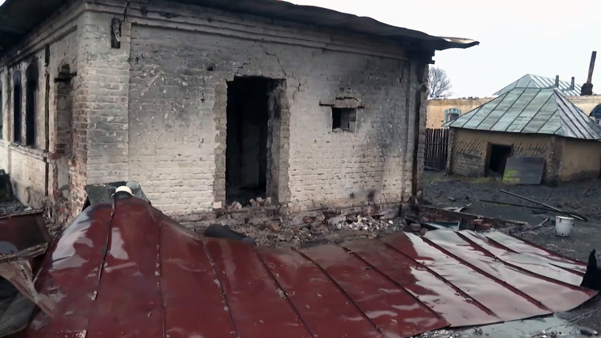 Сотрудники ЦРБ проявили героизм: последствия пожара в Троицкой Вихляйке