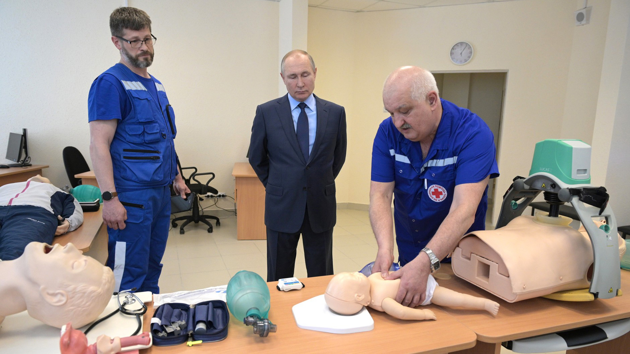 Герои нашего времени: один день жизни врачей из Пушкина