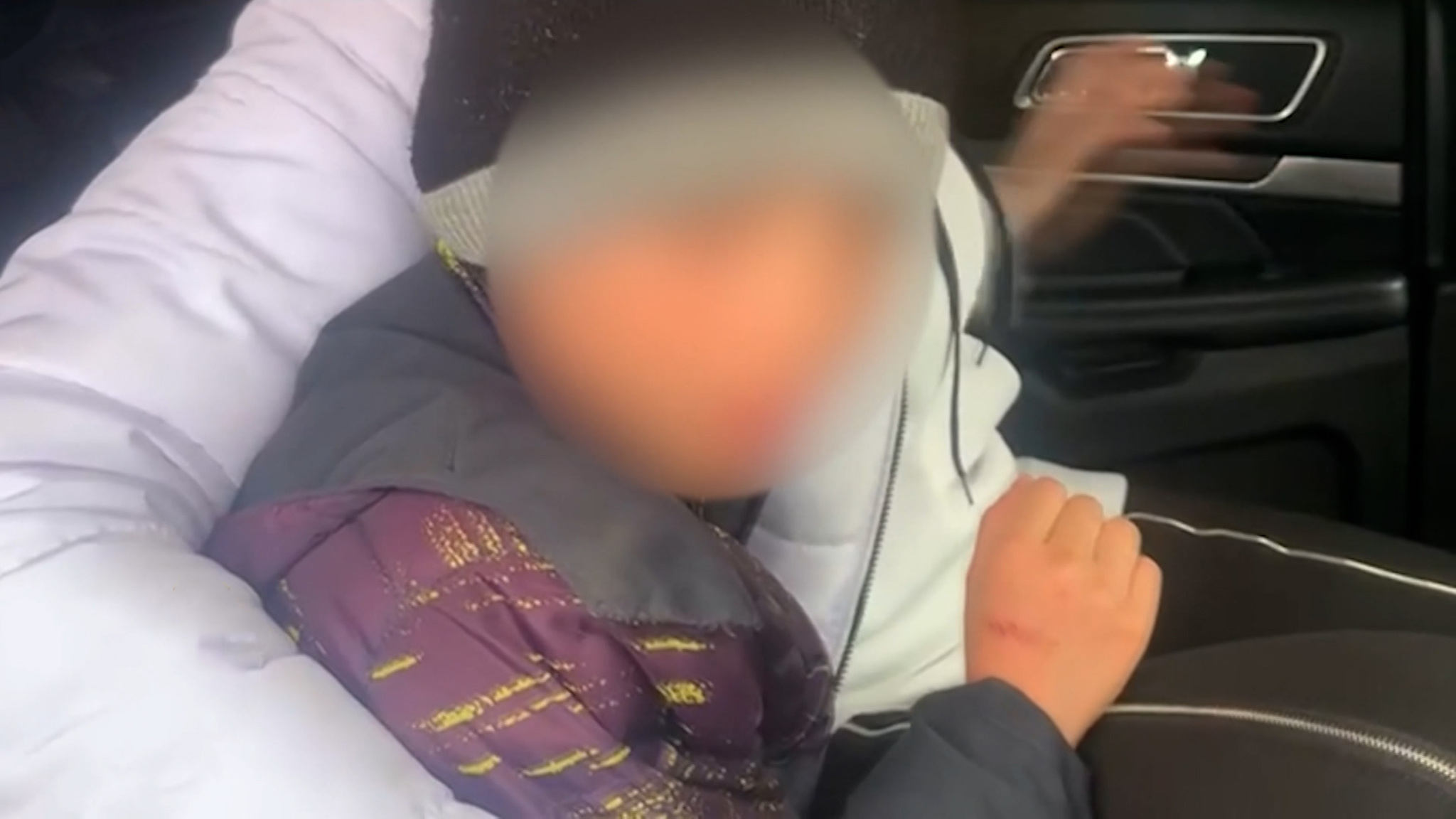 Пропавшего красноярского школьника нашли в заброшенном доме с убийцей-рецидивистом