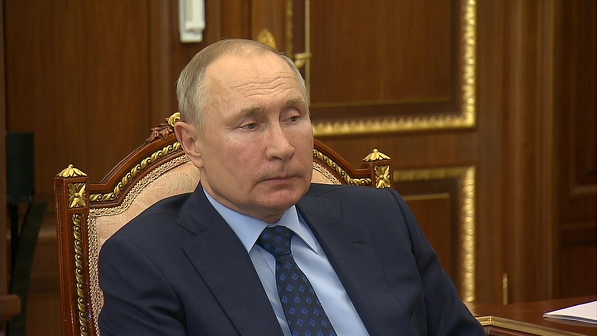 Путин предложил ориентир при строительстве соцобъектов