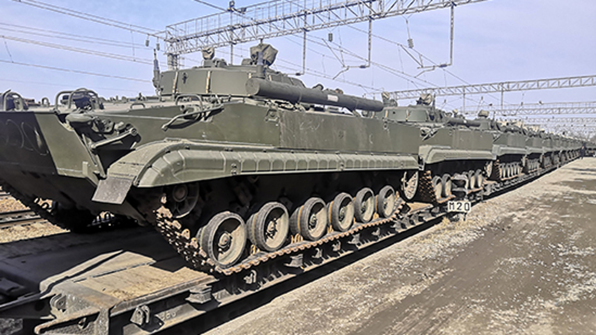 Ростех организовал опережающие поставки военной техники