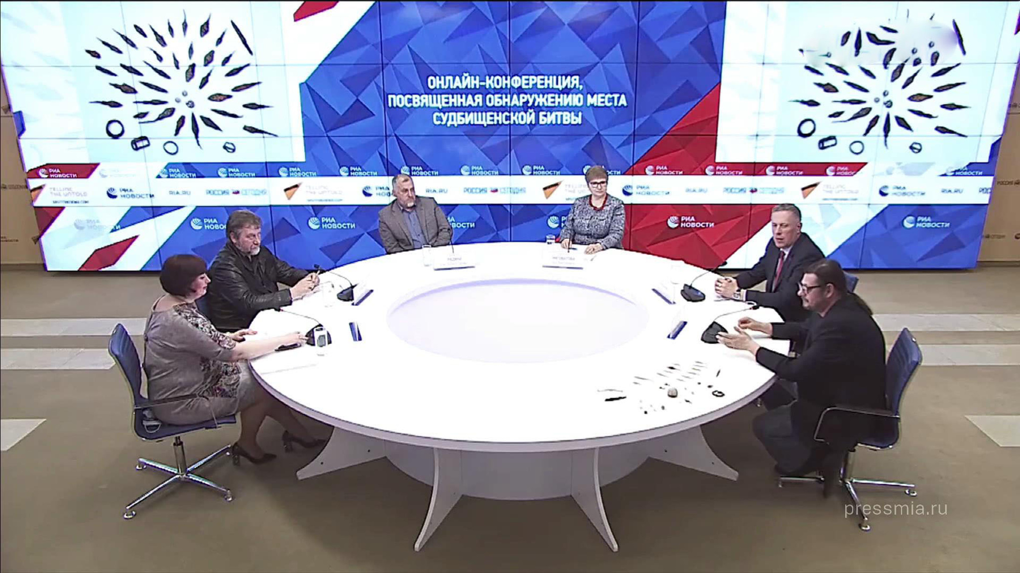 Институт археологии представил артефакты с места Судбищенской битвы