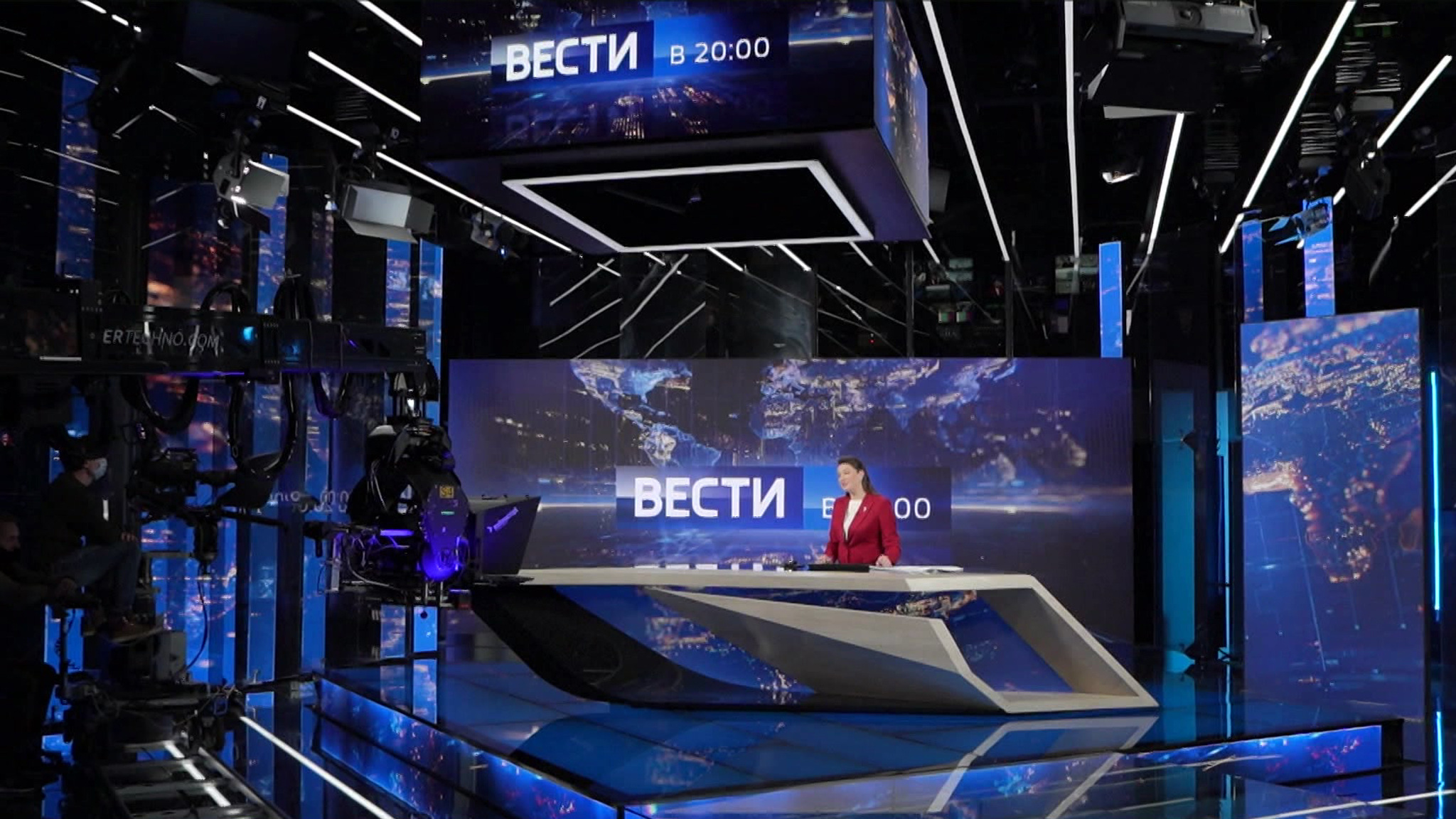 30 лет – полет нормальный: программа "Вести" отмечает юбилей