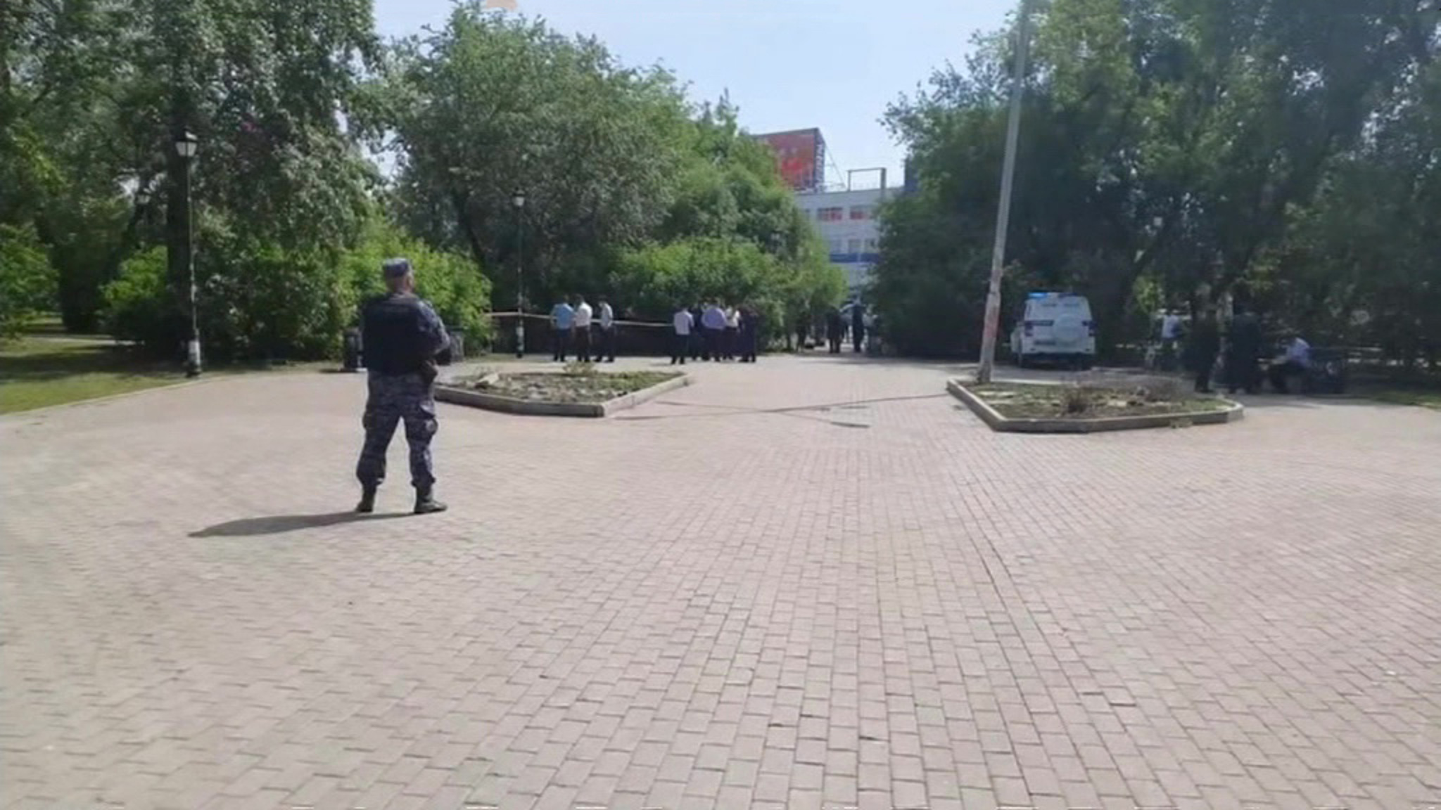 Мужчина напал на прохожих в Екатеринбурге, есть жертвы