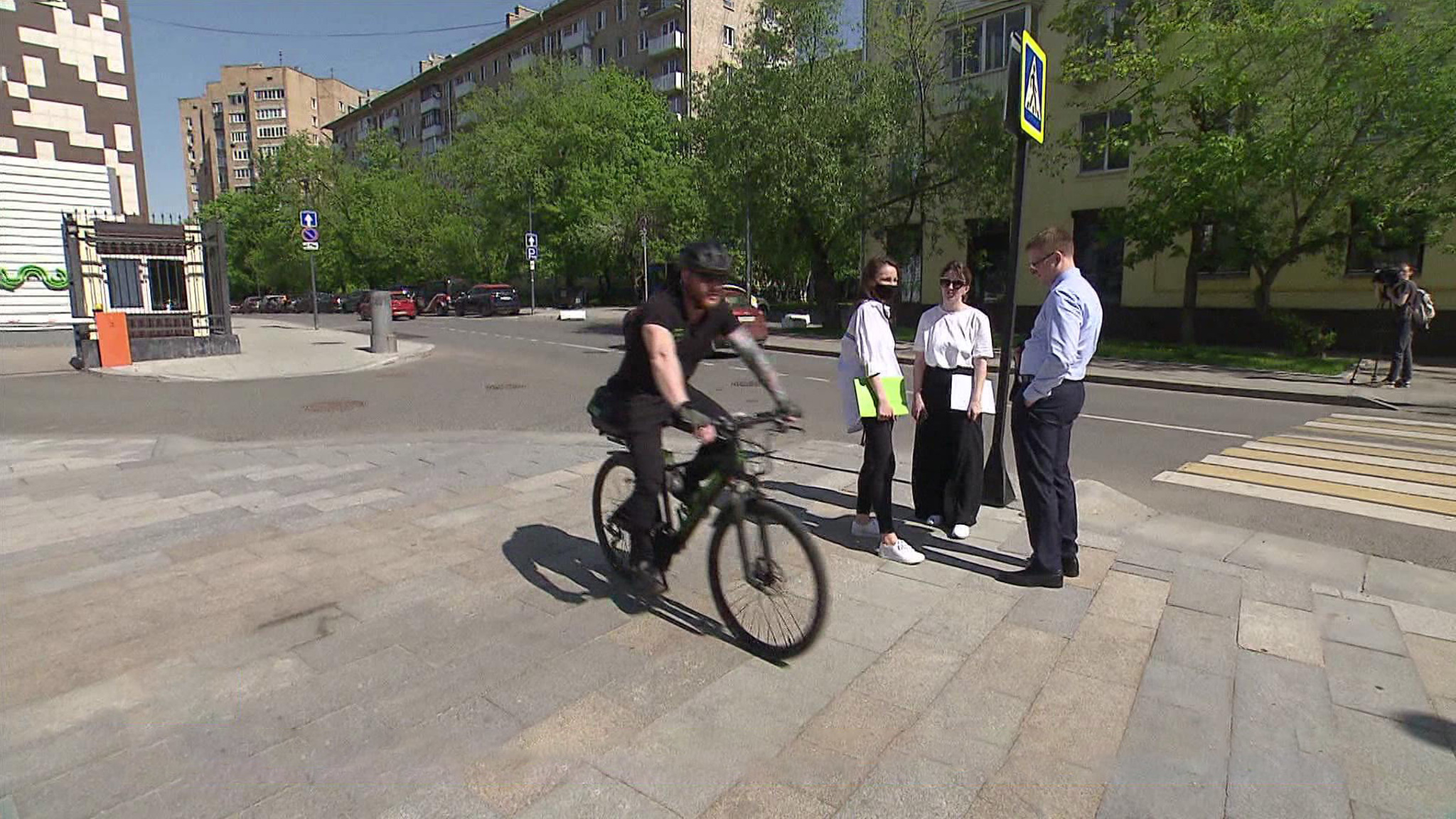 На дороги Москвы выезжают велопатрули
