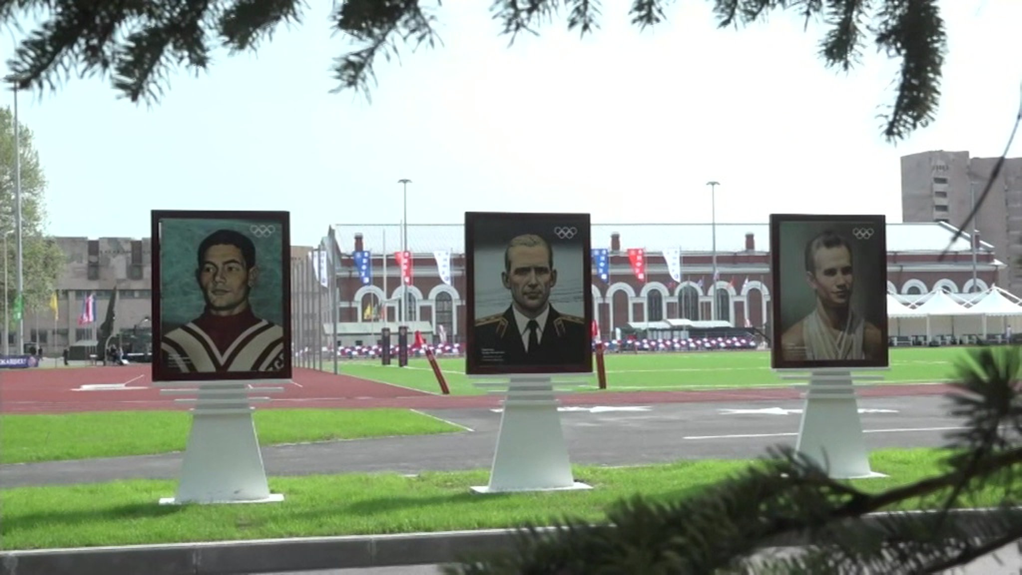 Аллея олимпийской славы открылась в Санкт-Петербурге