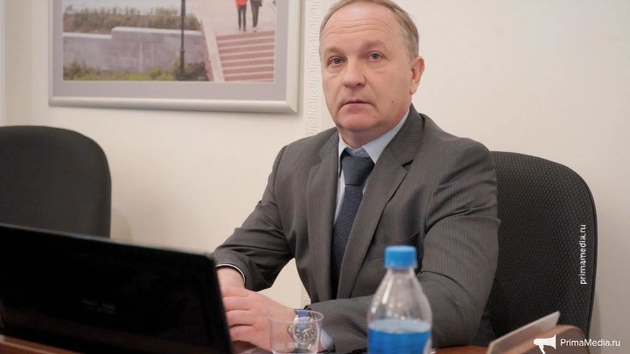 У ушедшего в отставку экс-мэра Владивостока Гуменюка проводят обыски