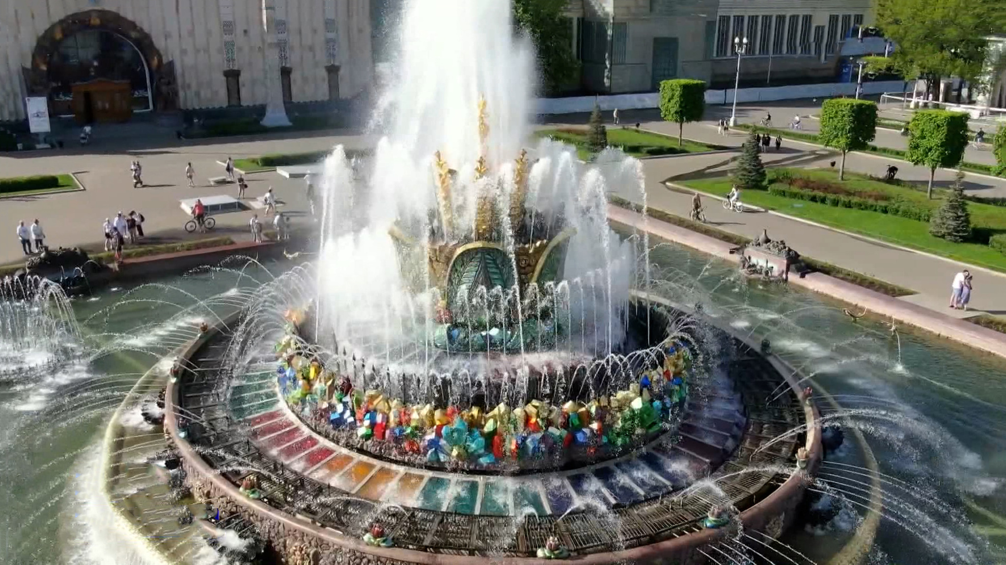 "Москвич" – главный герой: на ВДНХ открылся Музей транспорта