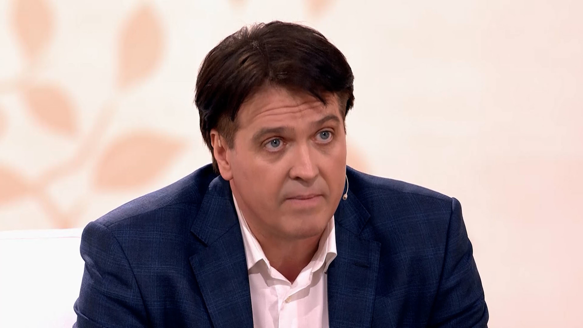 "Непростой период": актер Денис Матросов думает о разводе с супругой