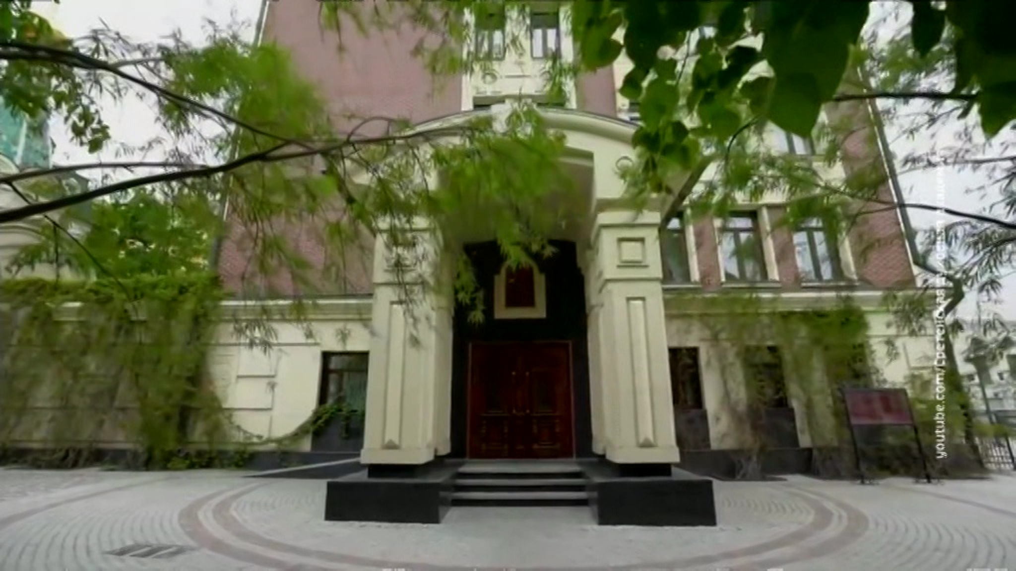 На круглом столе в Сретенской духовной академии обсудили вопросы вакцинации
