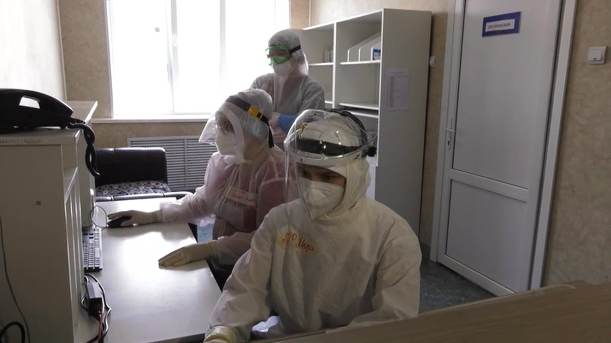 Более 100 тысяч жителей Приморья получили прививки от коронавируса