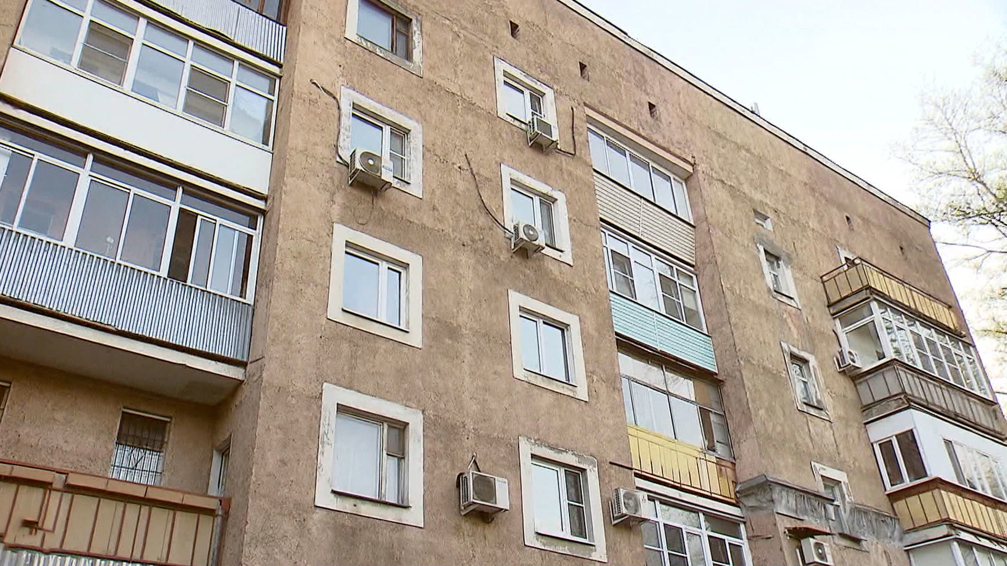 Жители Лефортова жалуются на квартирный наркопритон