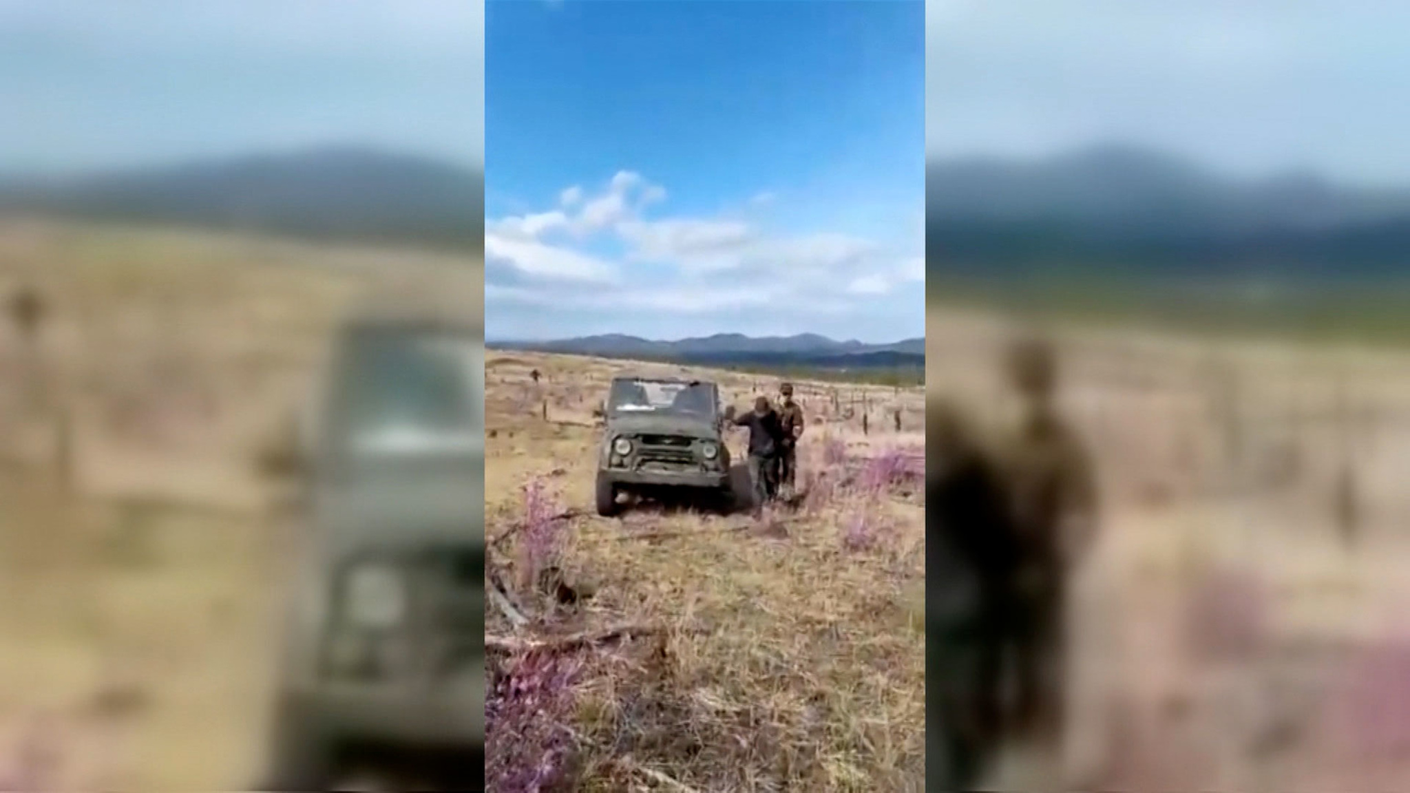 "Черные" лесорубы пошли на таран