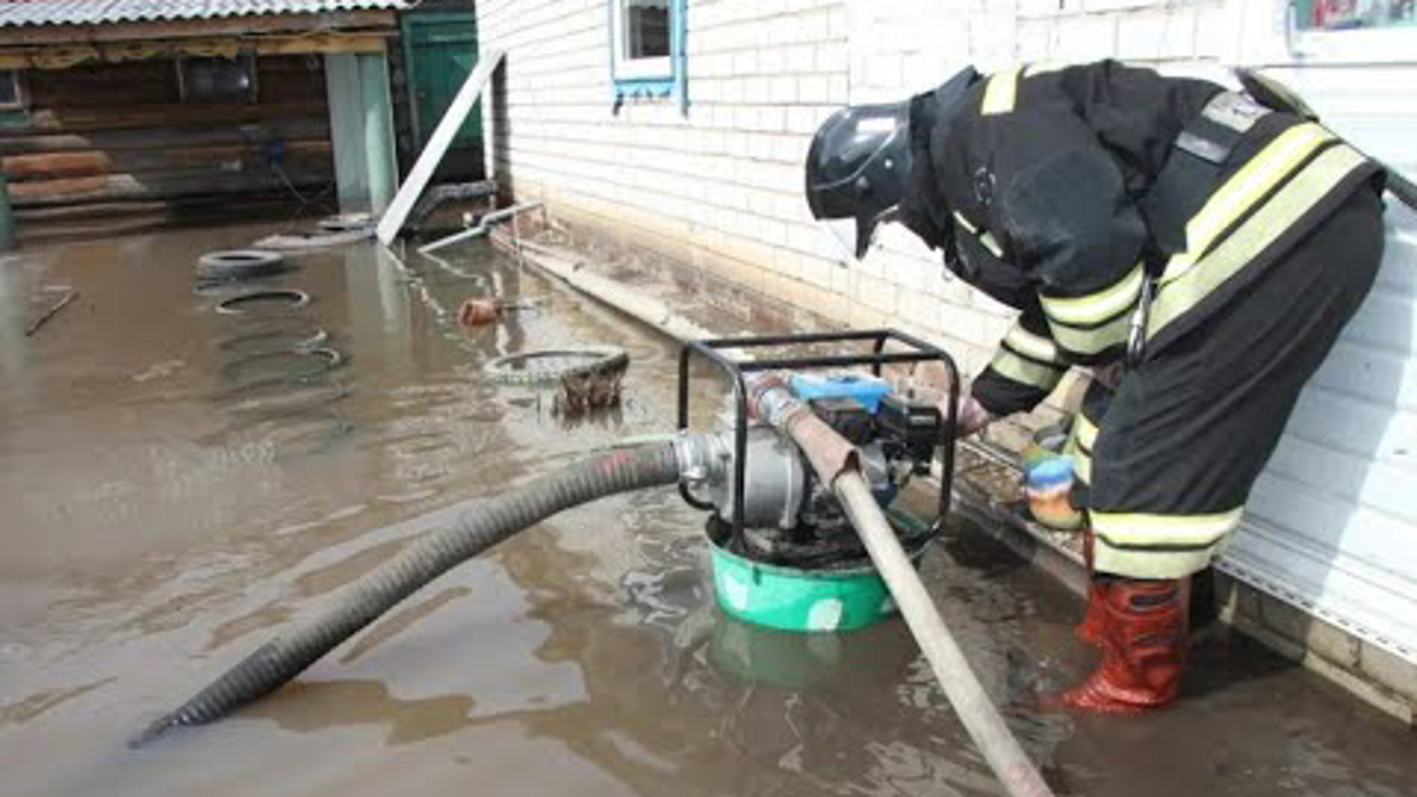 Сезон большой воды. В Ставрополе устраняют последствия ливней