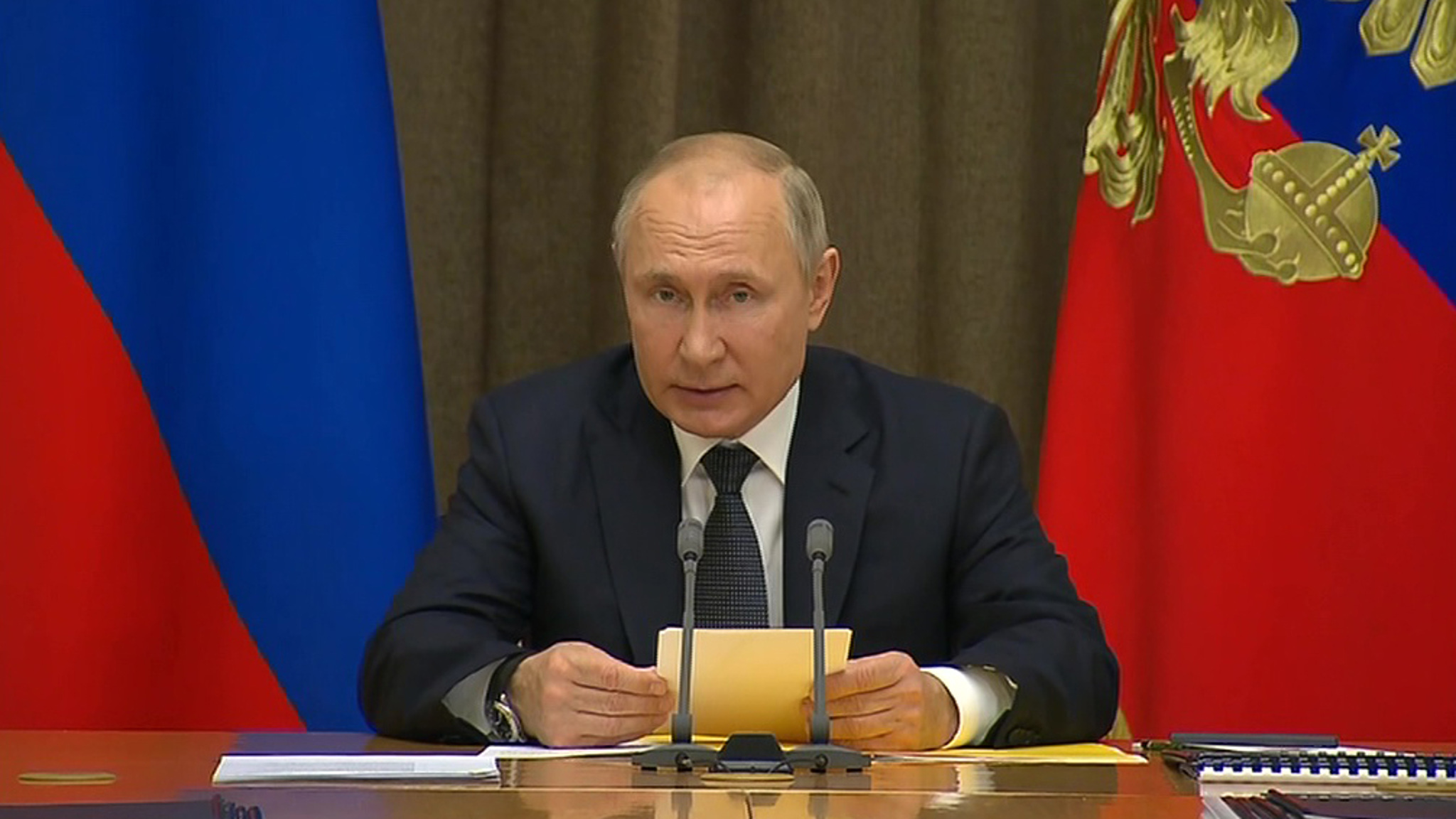 Путин проведет по видеосвязи встречу с представителями социальных организаций