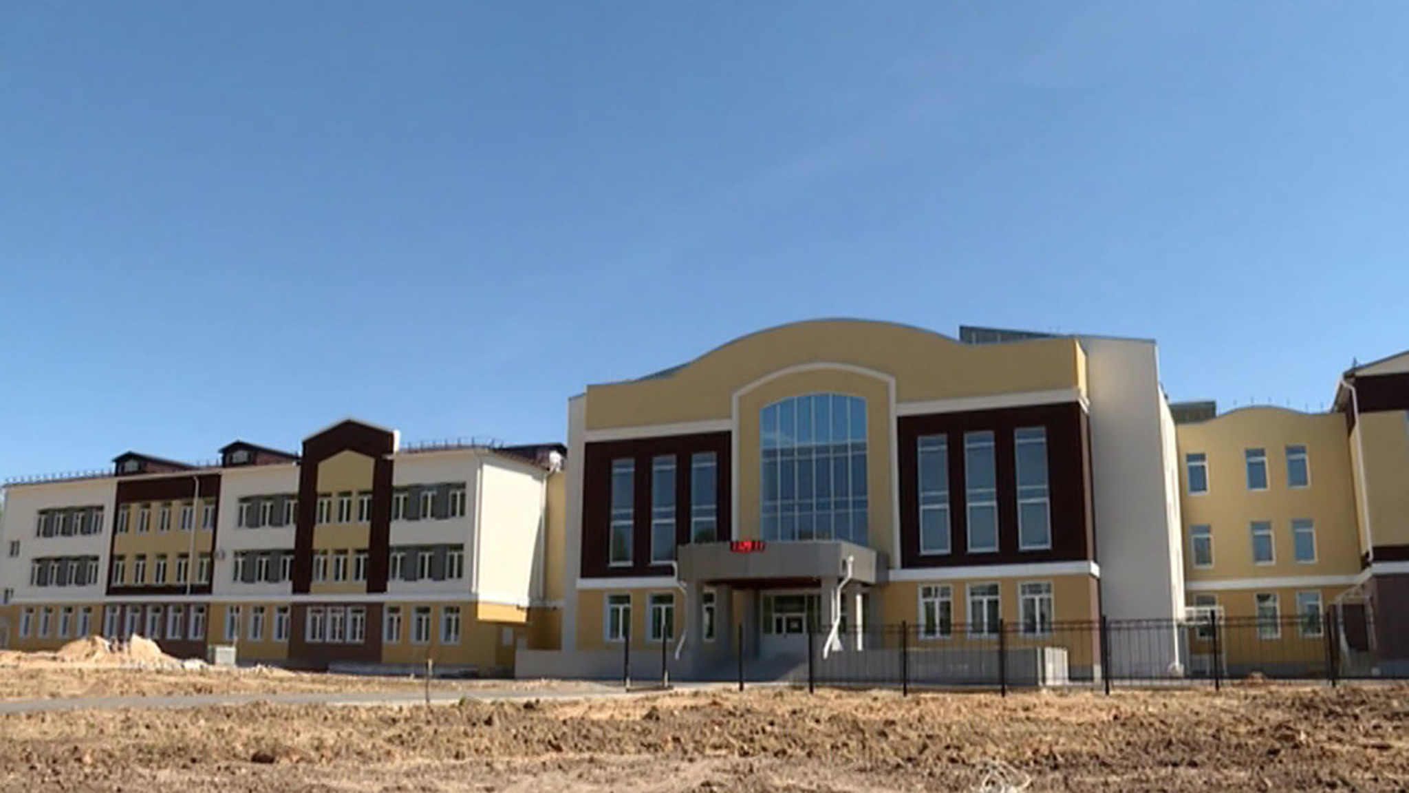 Новая школа в Костроме: оценивают родители и учителя
