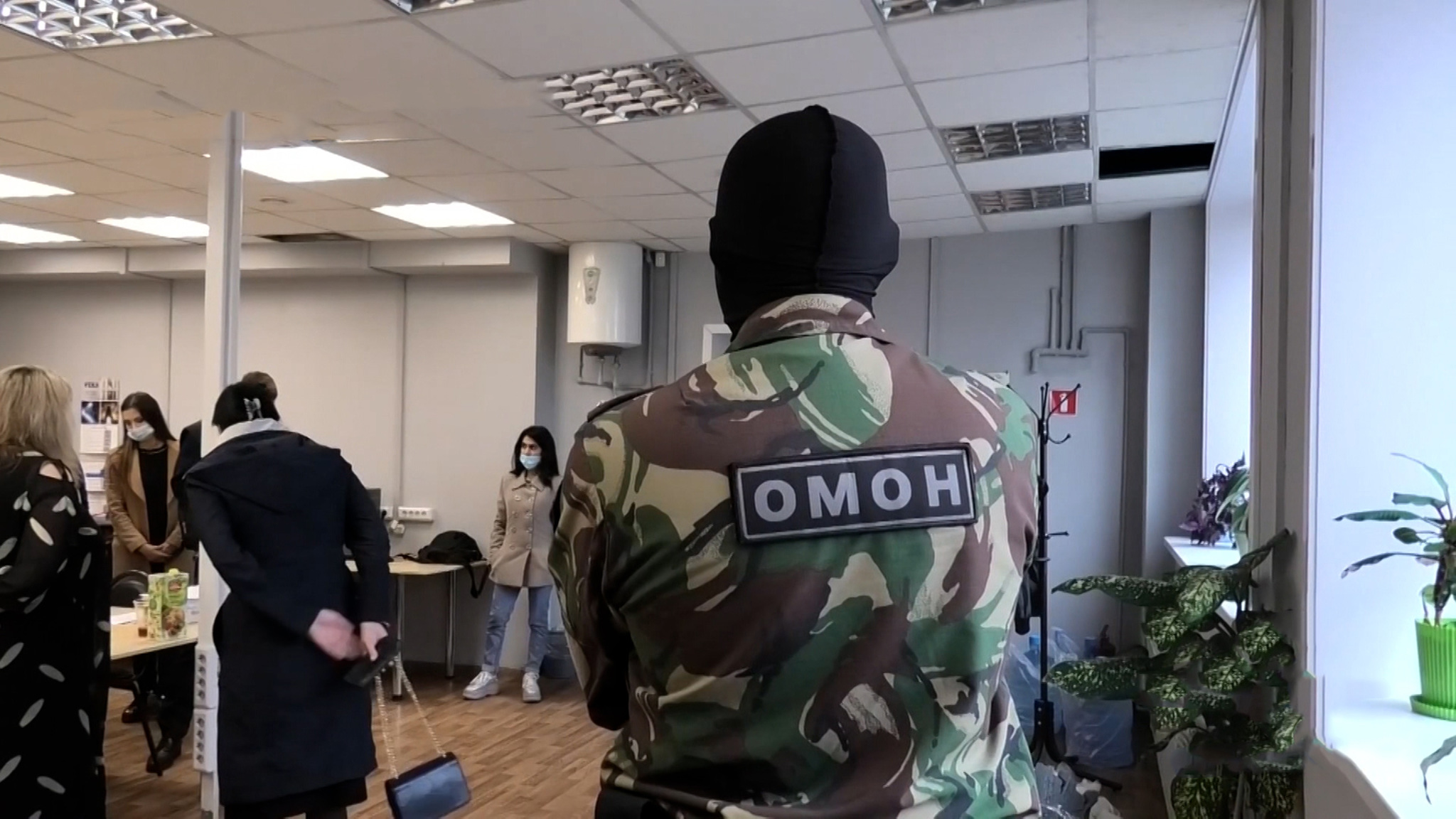 В Иркутске управляющие компании "отмыли" на уборке подъездов 50 миллионов рублей