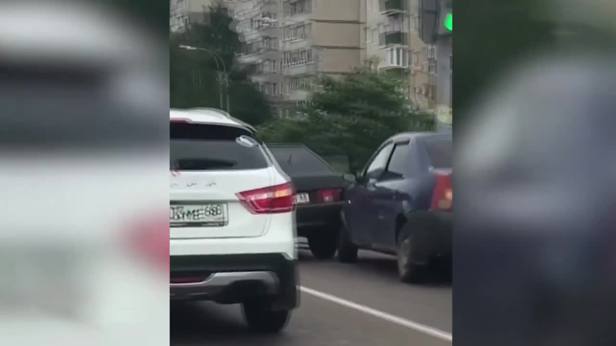 На севере Тамбова произошло тройное ДТП, есть пострадавший