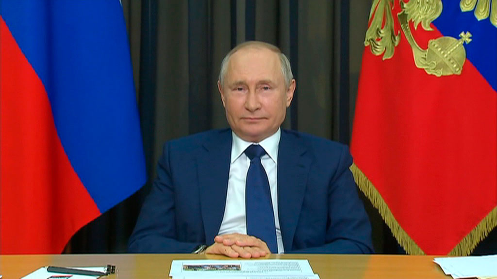 Путин: многодетная семья – основа будущего России