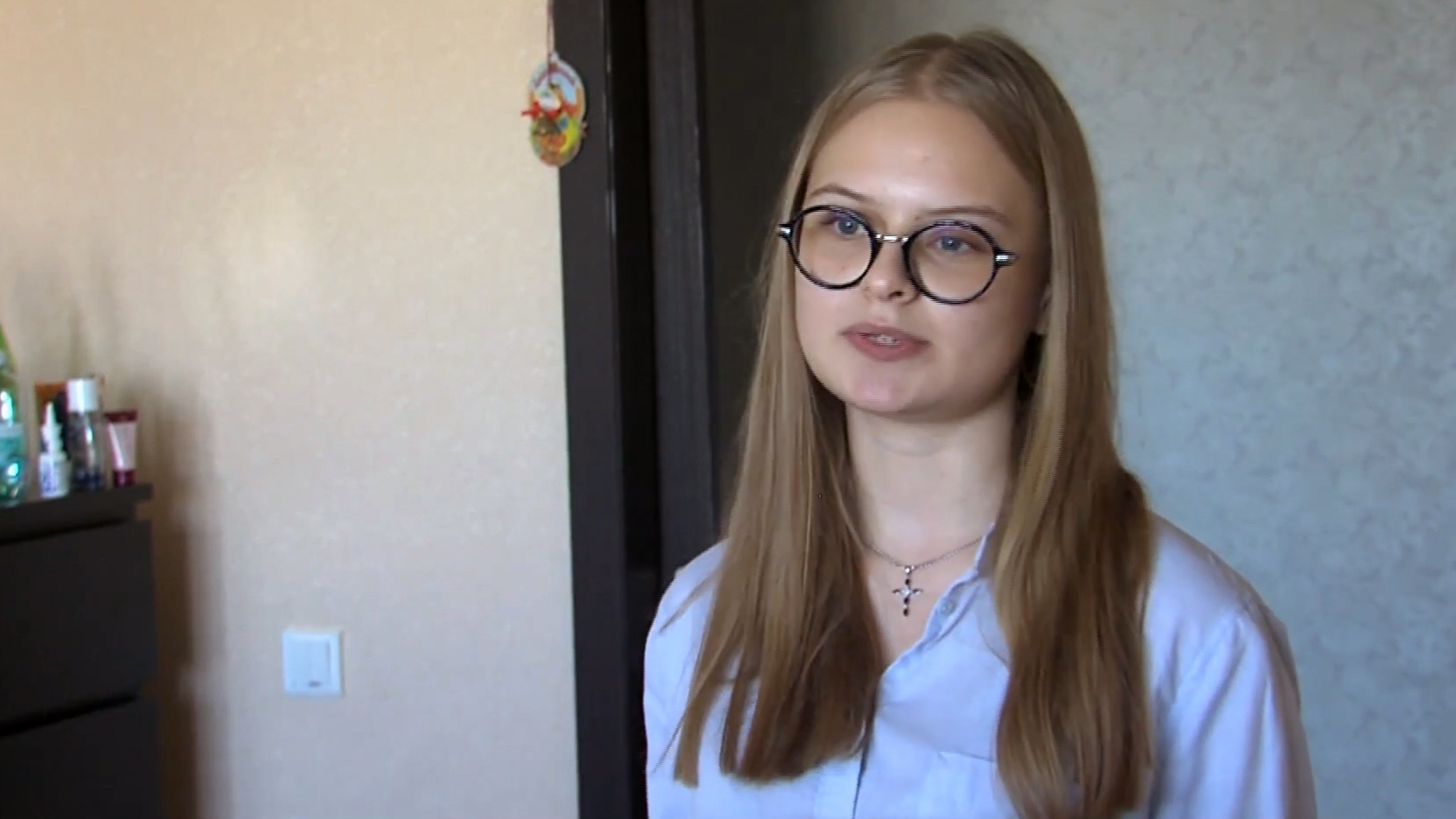 Тюменская девятиклассница наладила выпуск "умных" блокнотов