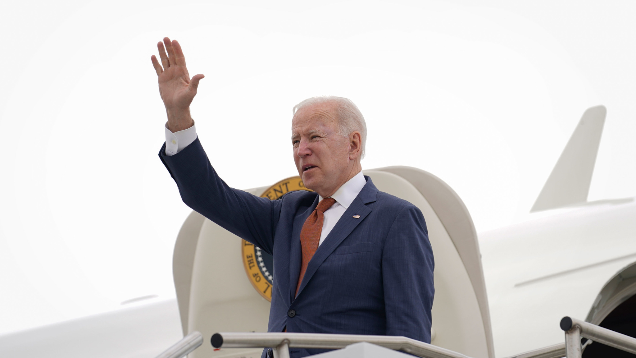 Байден: США не стремятся к конфликту с Россией