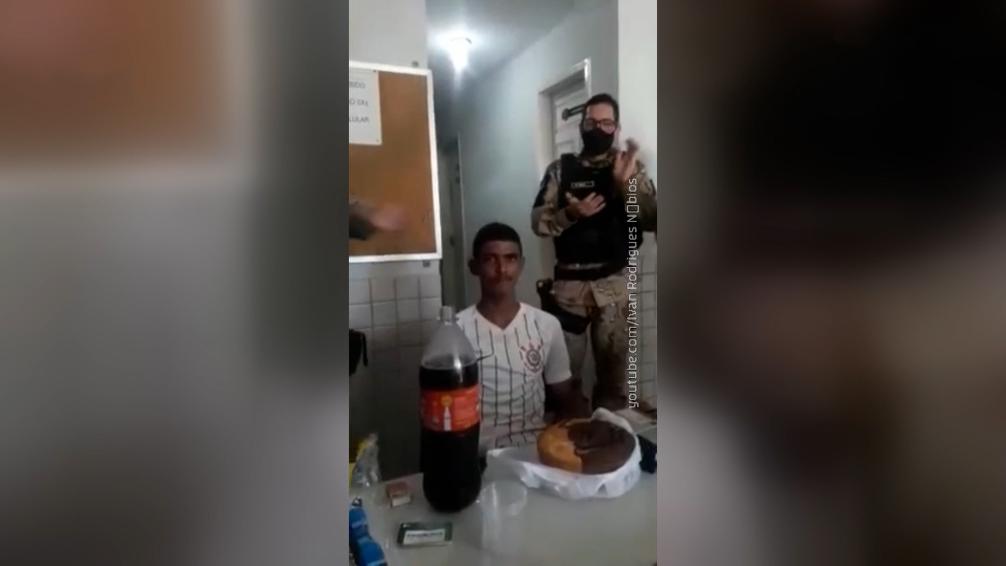 В Бразилии полицейские устроили вечеринку для задержанного воришки