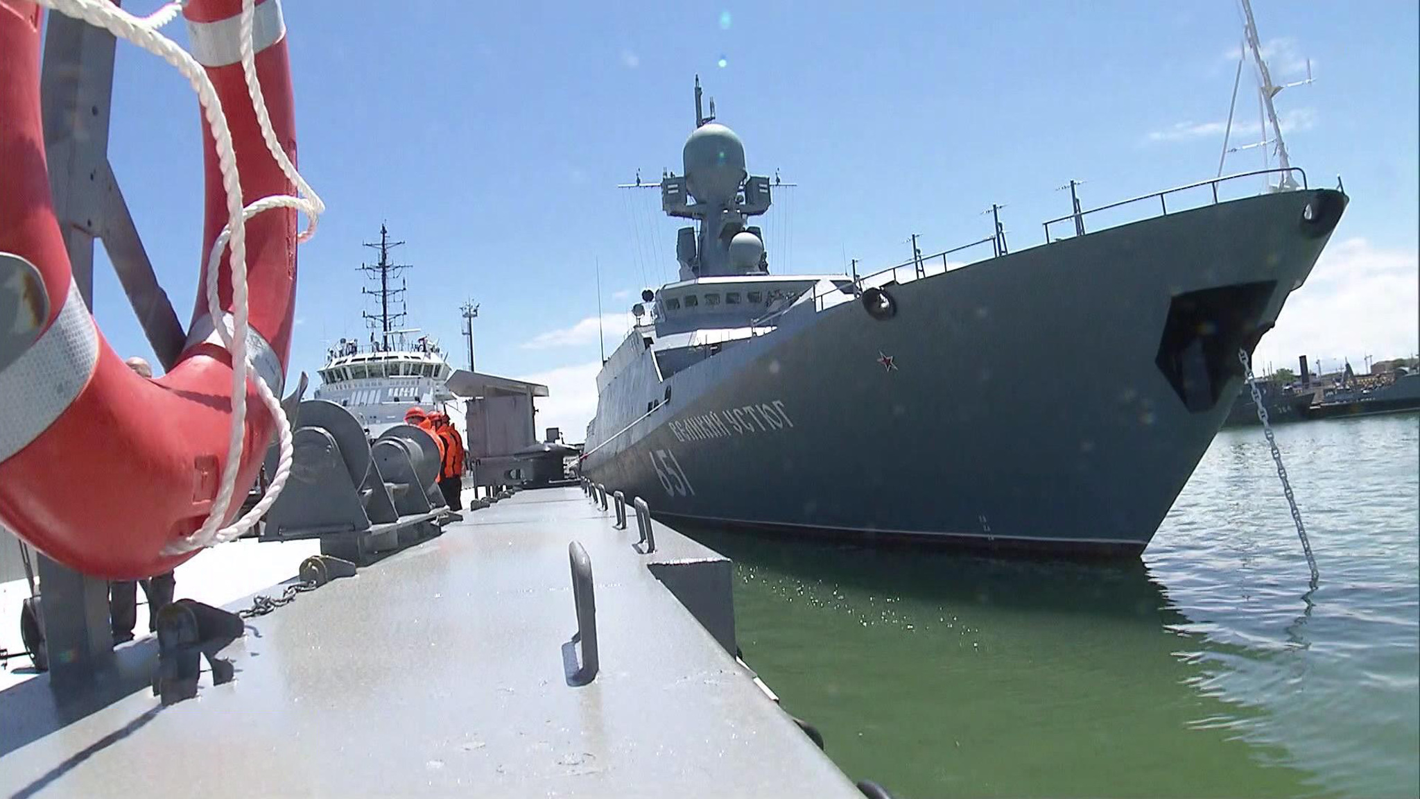 Каспийск разместит полсотни кораблей ВМФ России