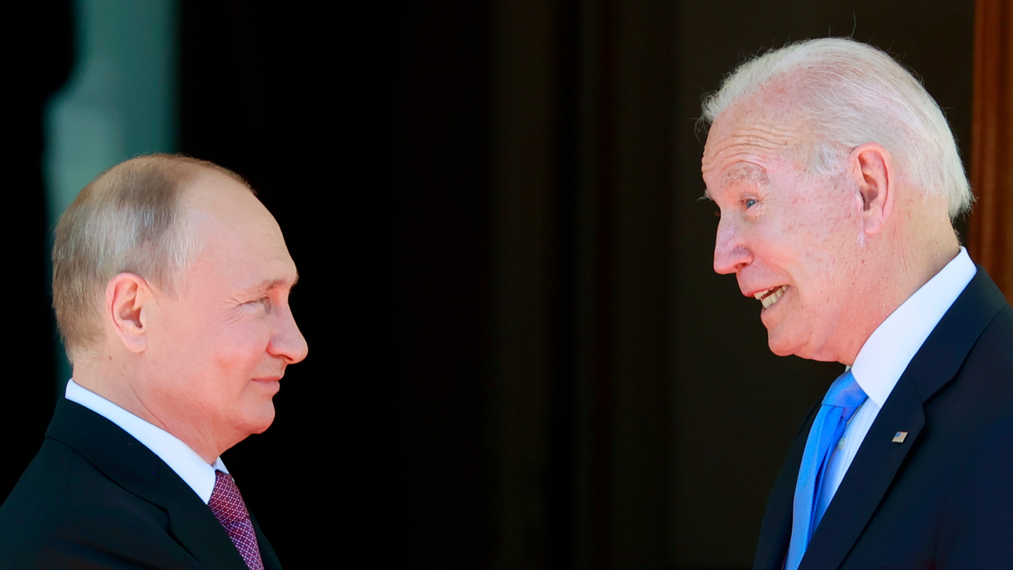 Путин и Байден договорились о возвращении послов