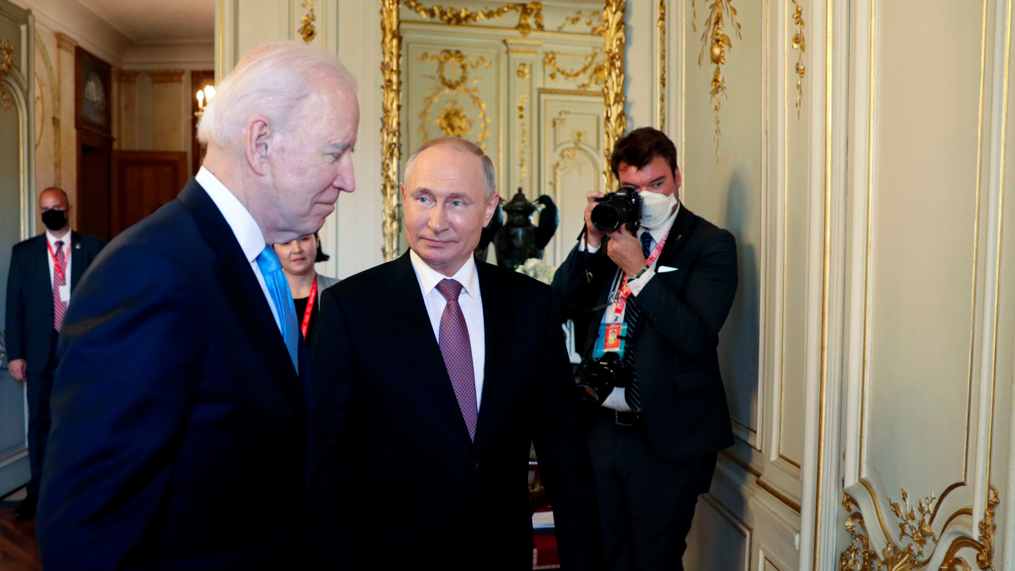 Встреча президентов России и США в расширенном составе завершилась