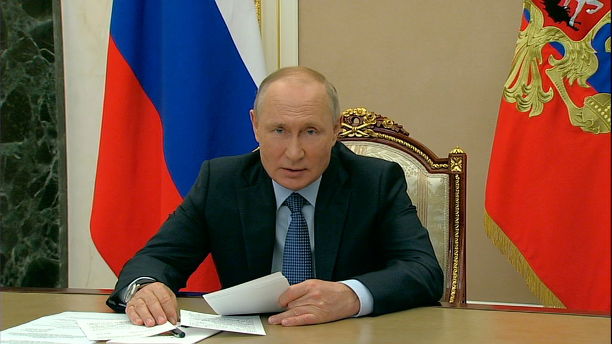 Путин встретился с выпускниками программы развития кадрового резерва