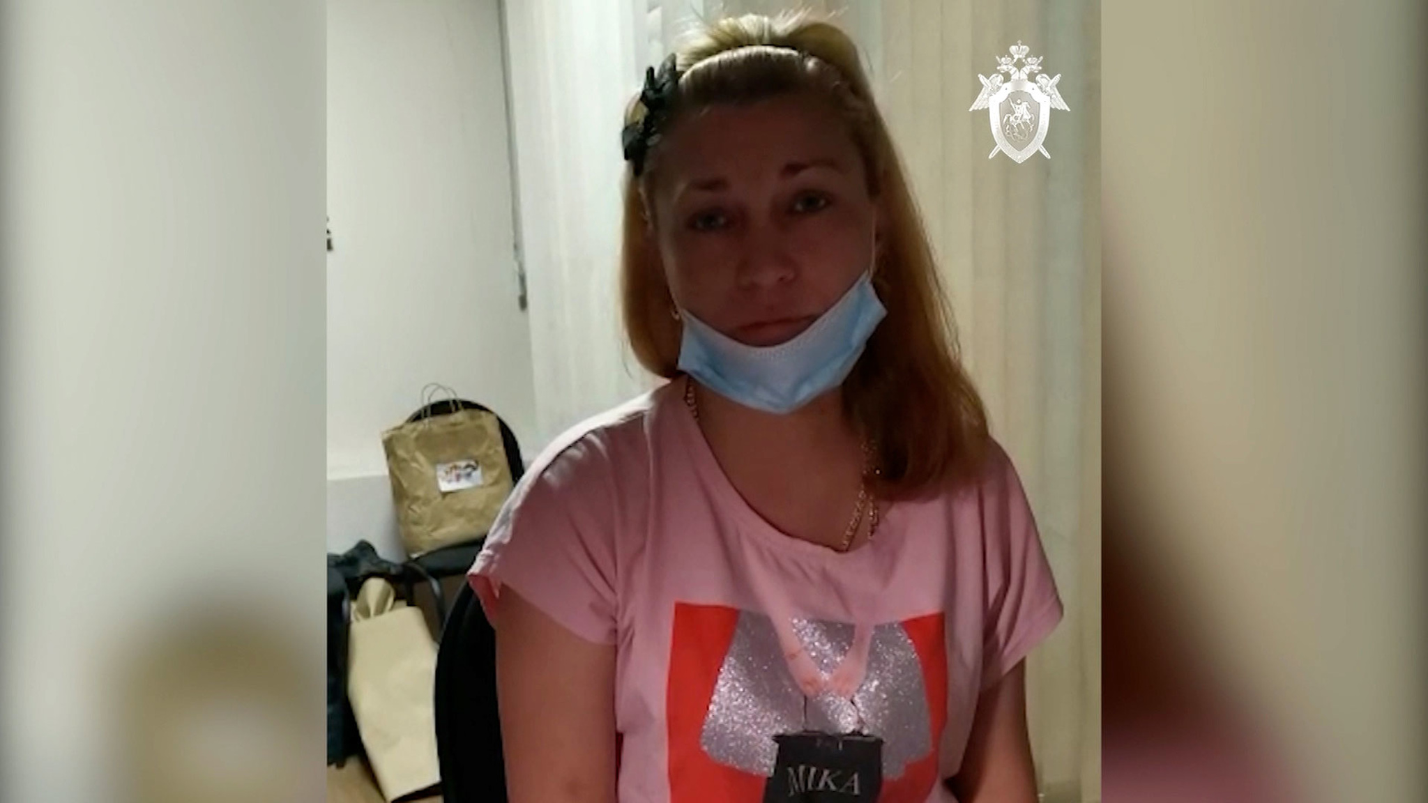 Агрессивная мамаша из Красноярска стала фигуранткой двух уголовных дел