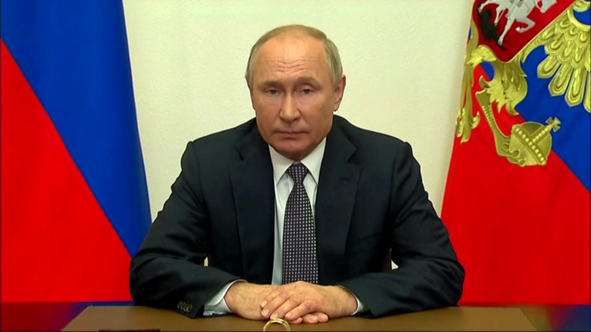 Путин заявил, что Россия не диктует свою волю другим странам