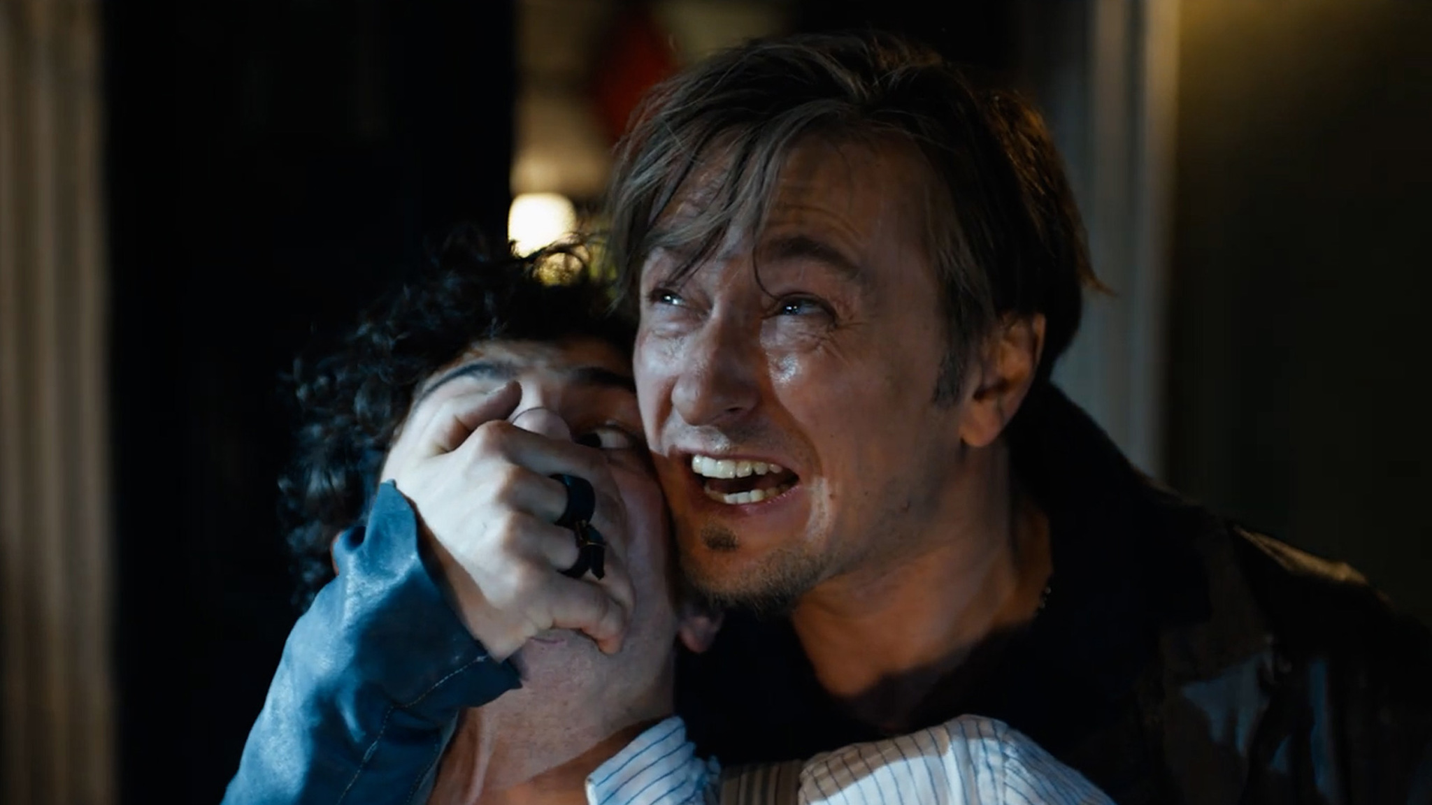 На "Смотрим" – эксклюзивный фрагмент из фильма "Бендер: Начало"