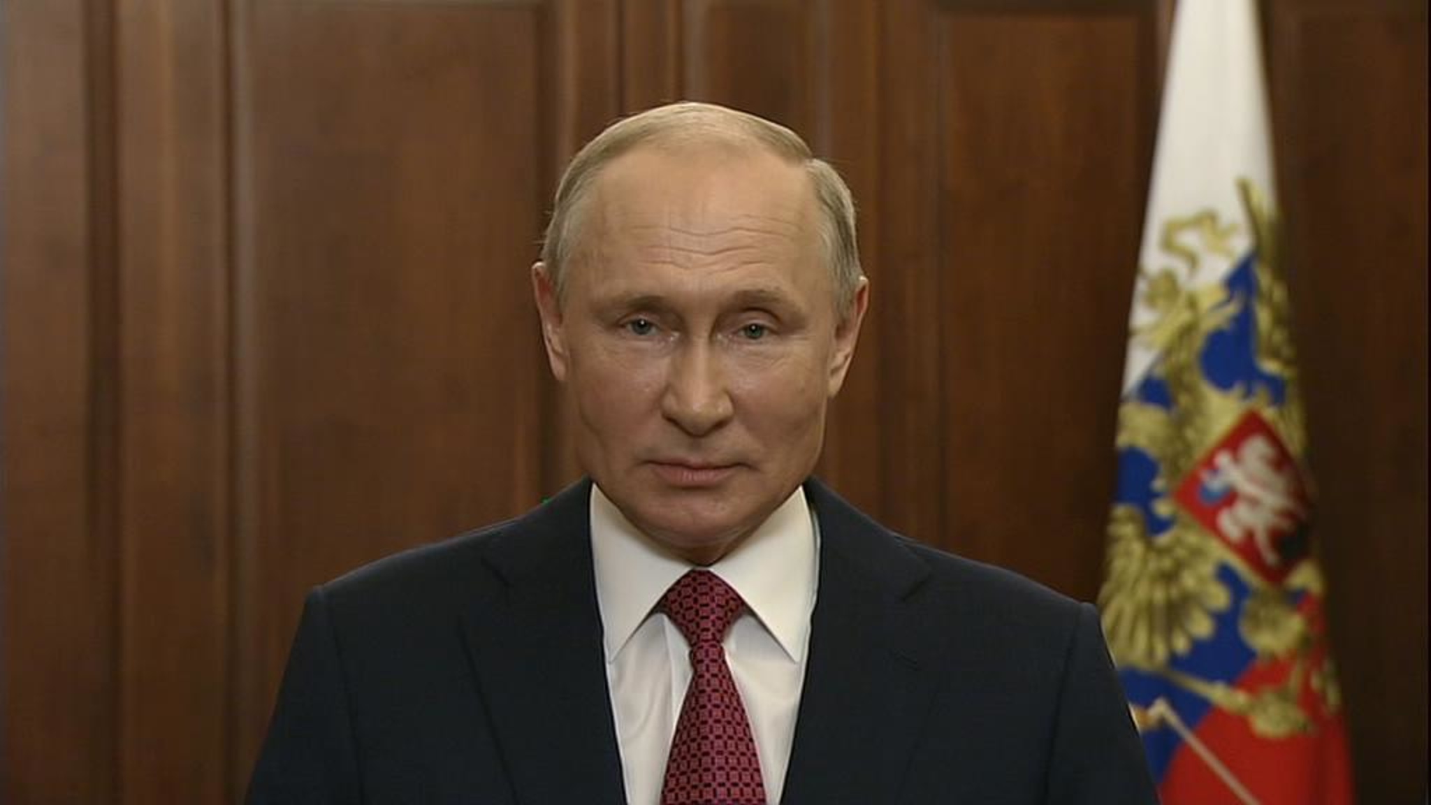 Владимир Путин поздравил выпускников российских школ