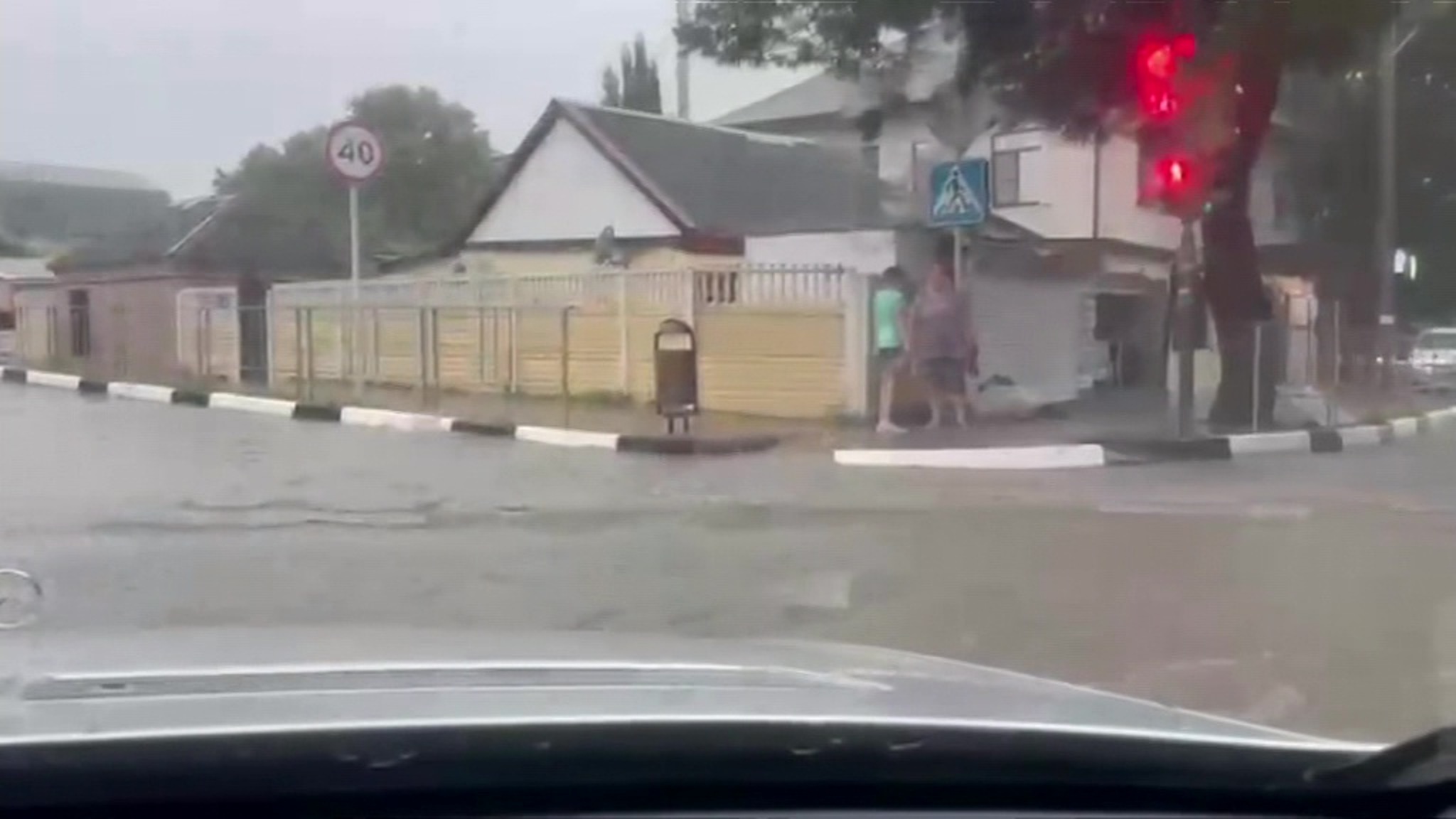 В Балашихе из-за ливней около 15 тыс. человек остались без энергоснабжения