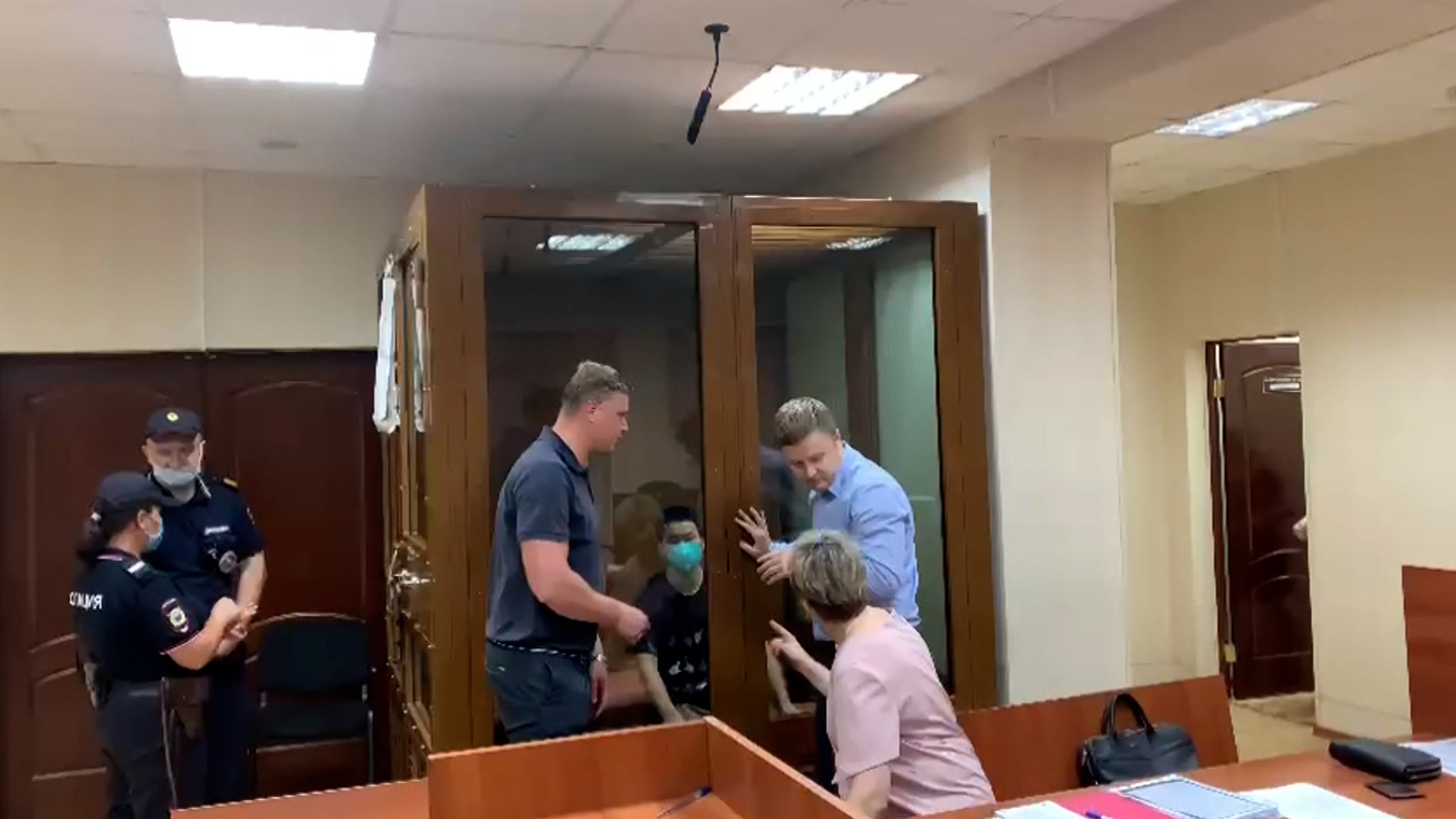 Дело о торговле детьми: очень хитрая схема
