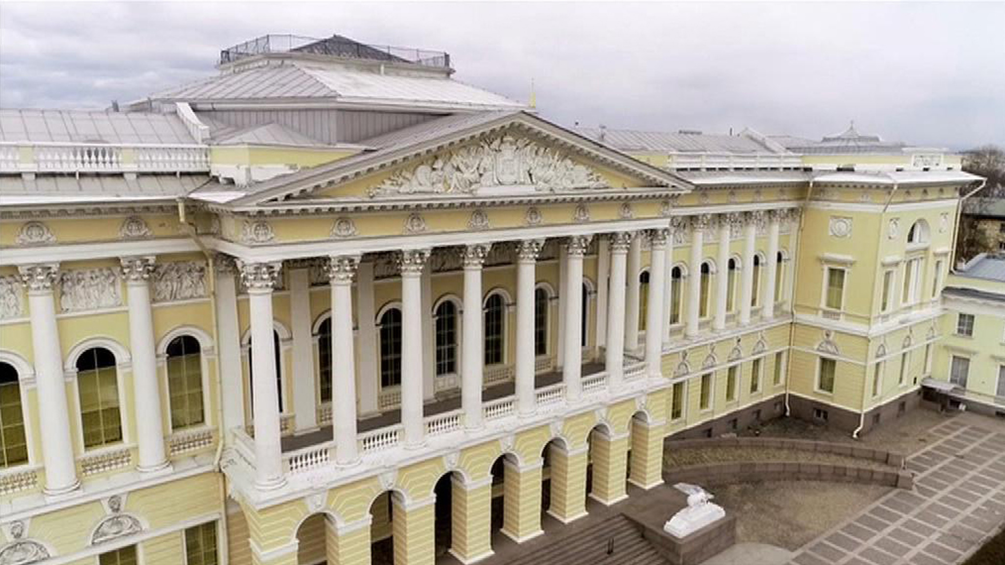 Программа "Пушкинская карта" начнет работу с 1 сентября