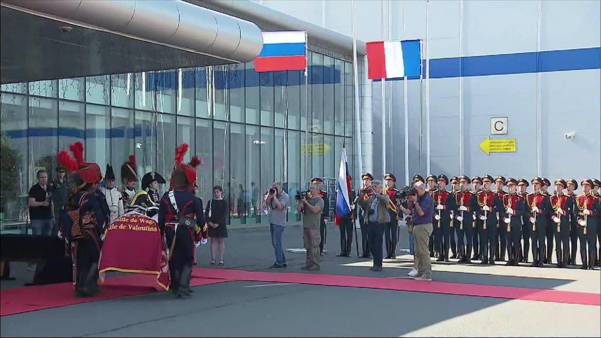 Из Москвы в Париж отправлены останки генерала Сезара Шарля Этьена Гюдена