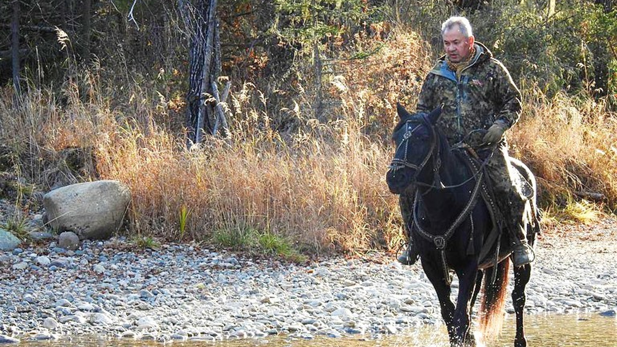 Дочь Шойгу показала, как отдыхает с отцом