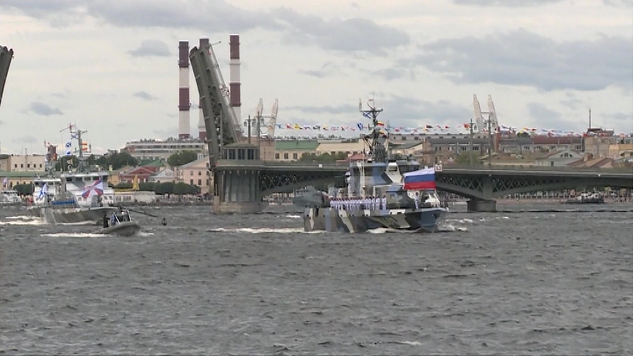 На сайте Минобороны РФ появился раздел о Главном военно-морском параде