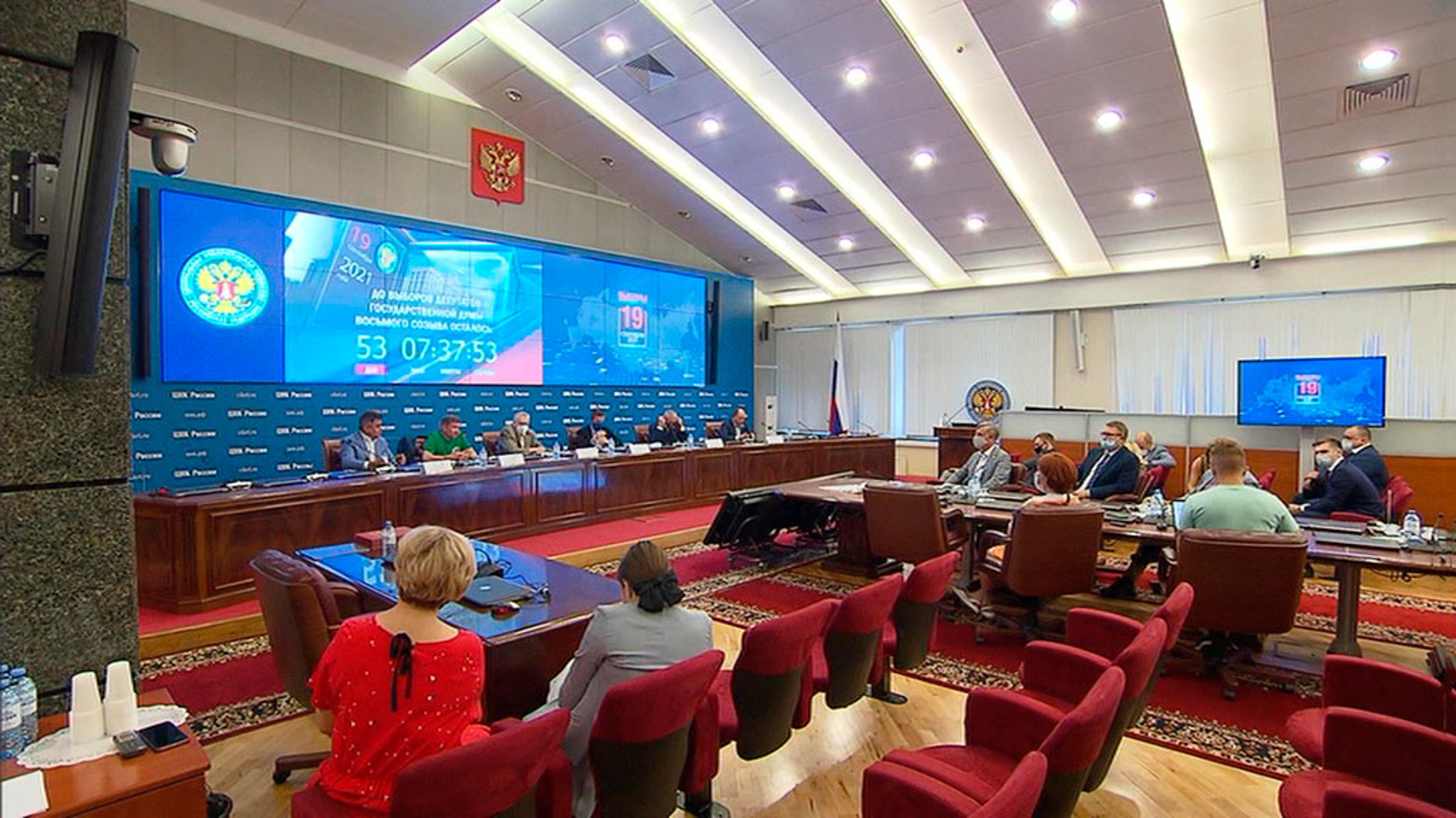 "Единая Россия" подписала соглашение о санитарных мерах на выборах