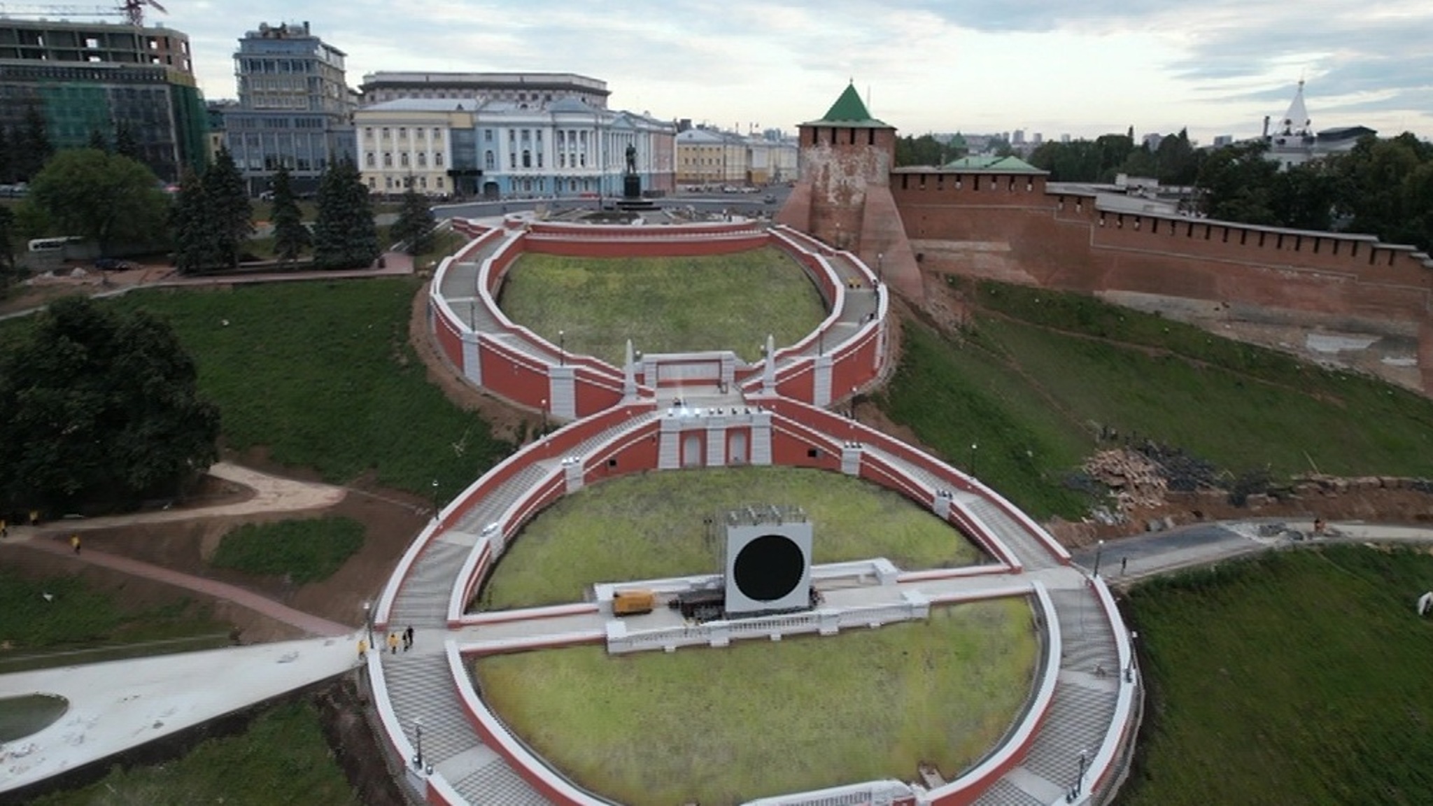 В Нижнем Новгороде к 800-летию отремонтировали Чкаловскую лестницу