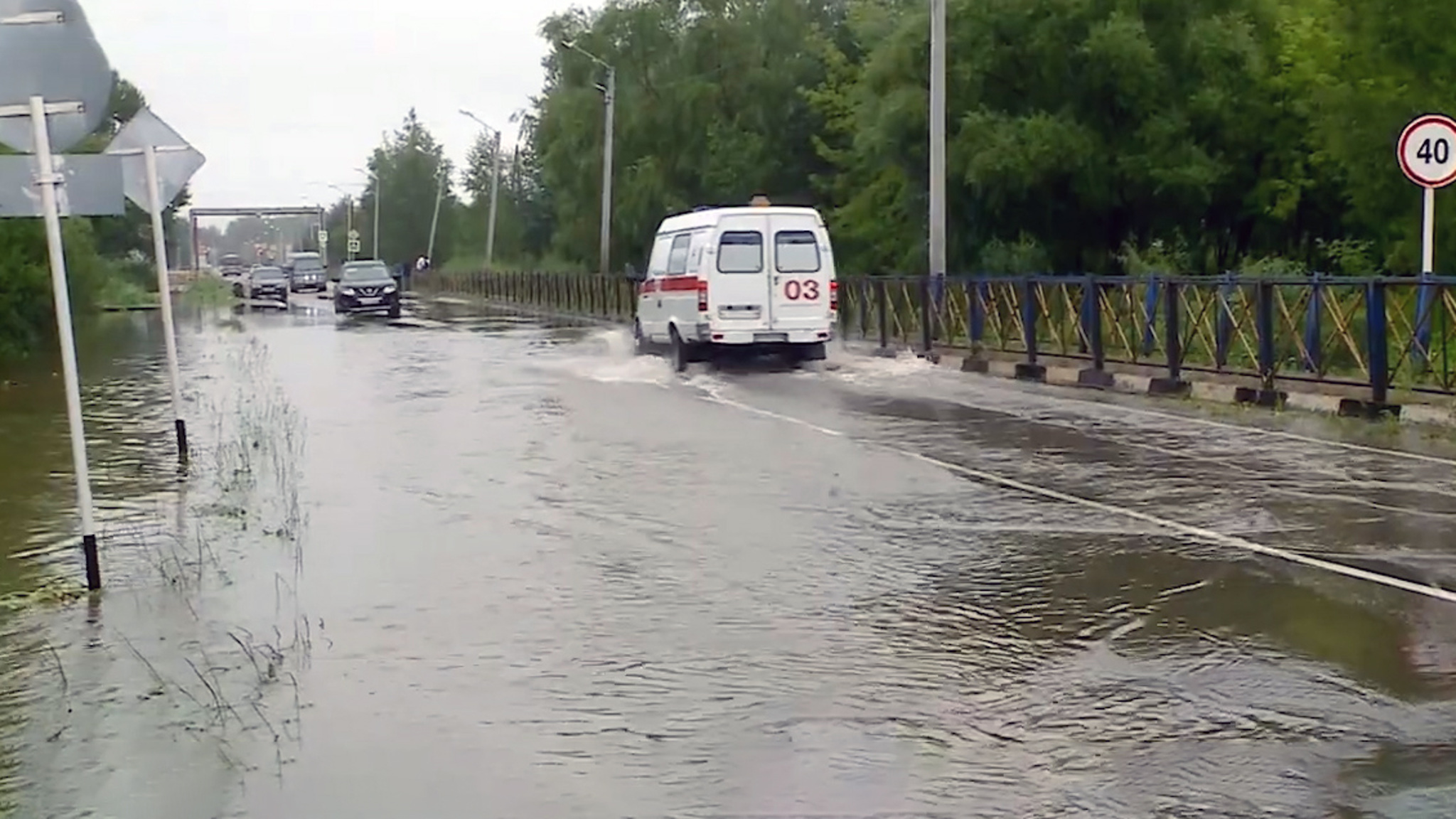 Разрушенные паводком автомобильные дороги в Амурской области восстановлены
