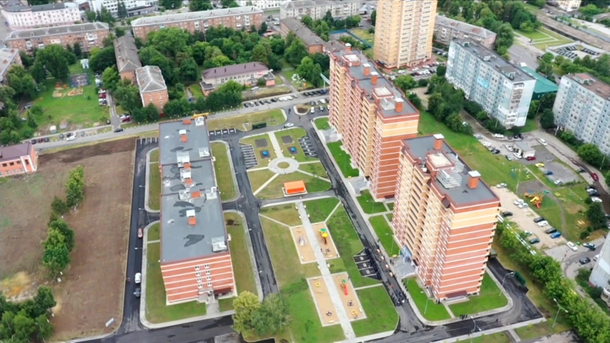 Минобороны активно строит в различных регионах страны