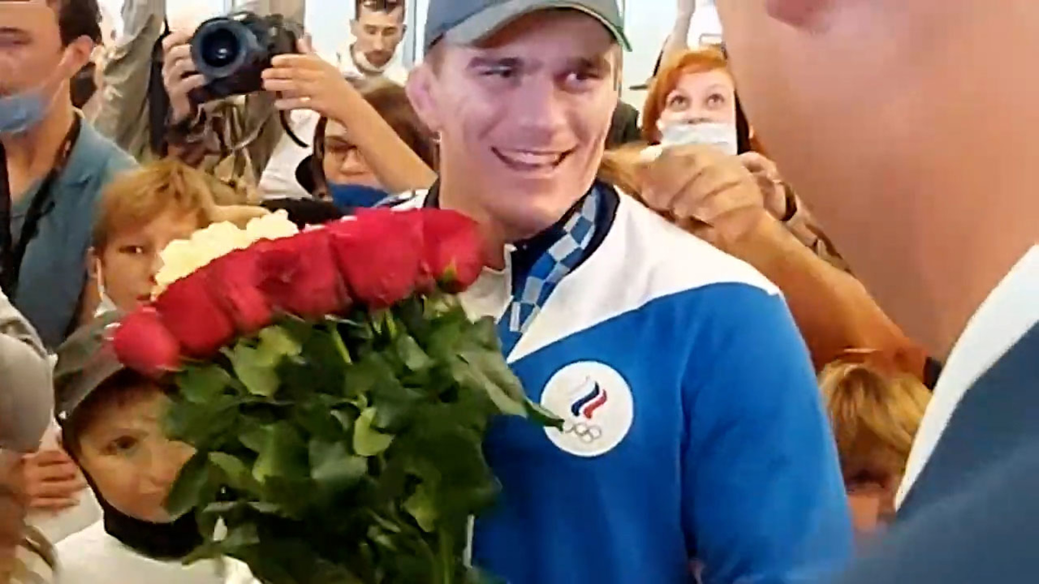 Видео. В Калининграде встретили олимпийского чемпиона Мусу Евлоева