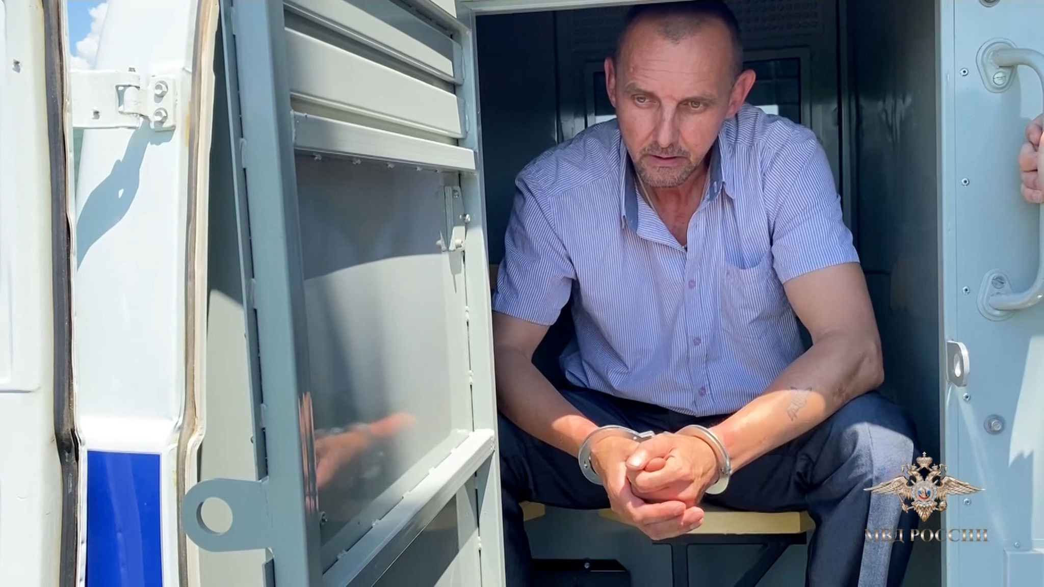 Неудачное ограбление: злоумышленника в женском чулке оставили без миллиона